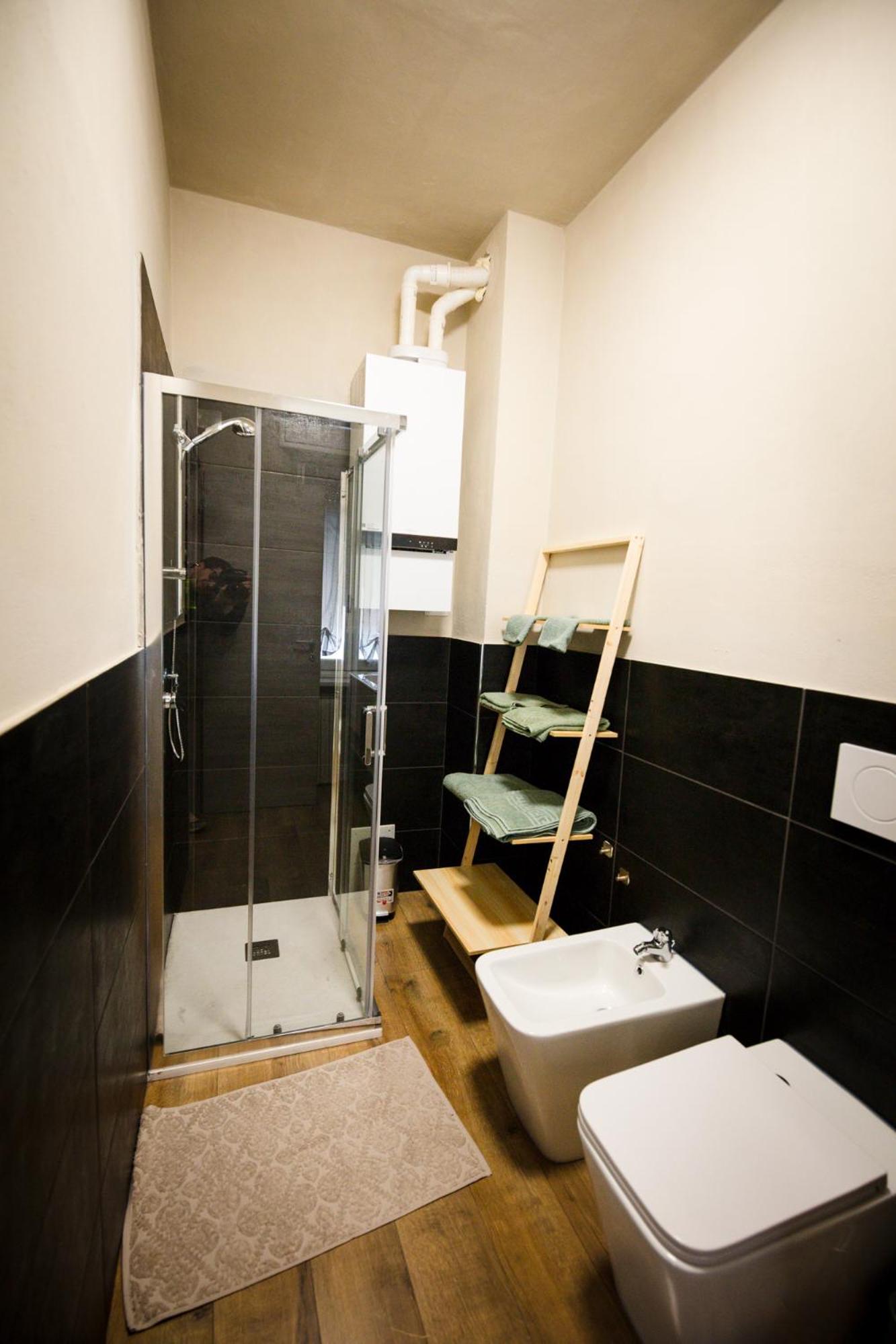 Double Room with Private Bathroom photo 3