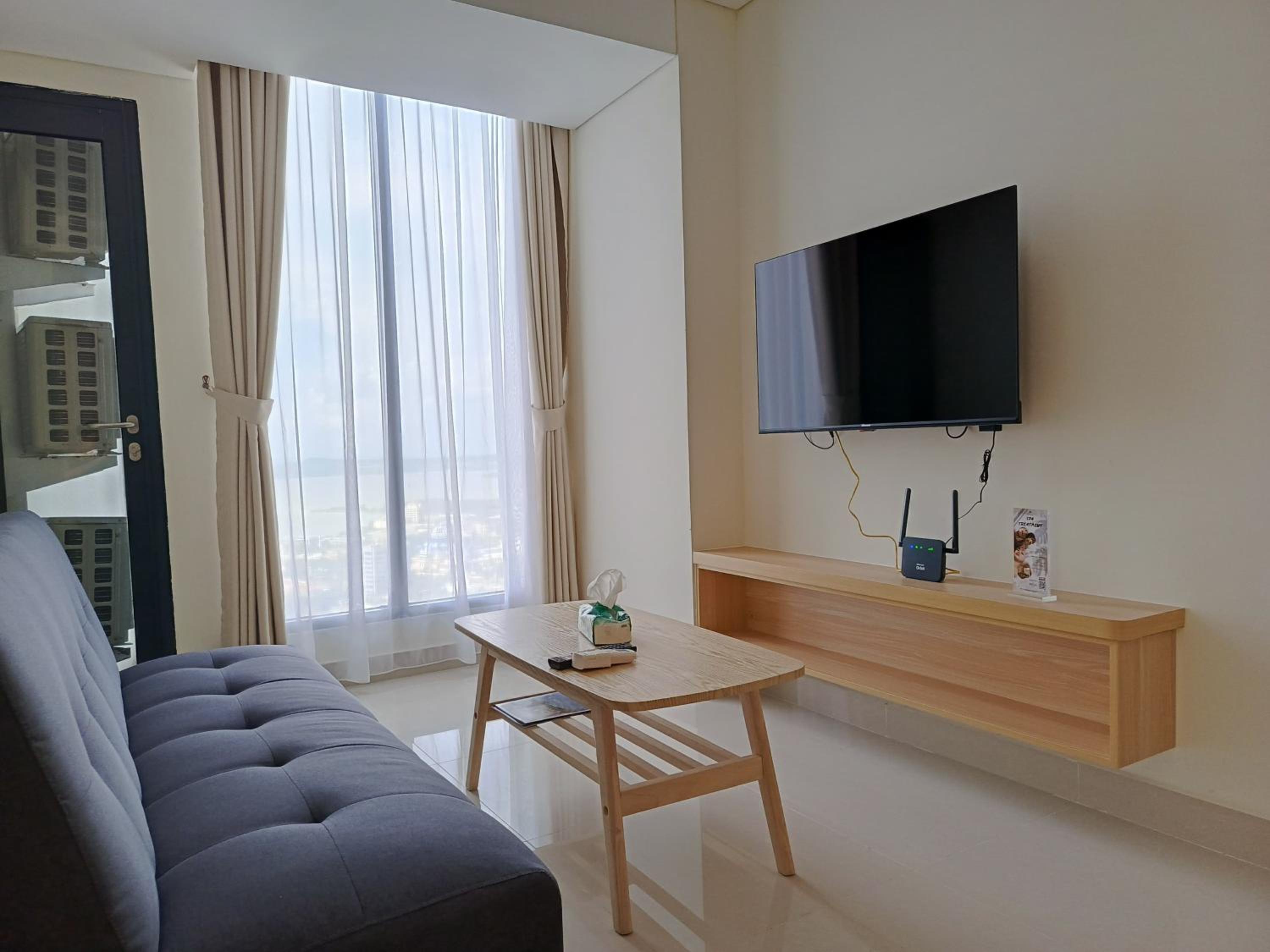 Two-Bedroom Apartment with Sea View photo 3