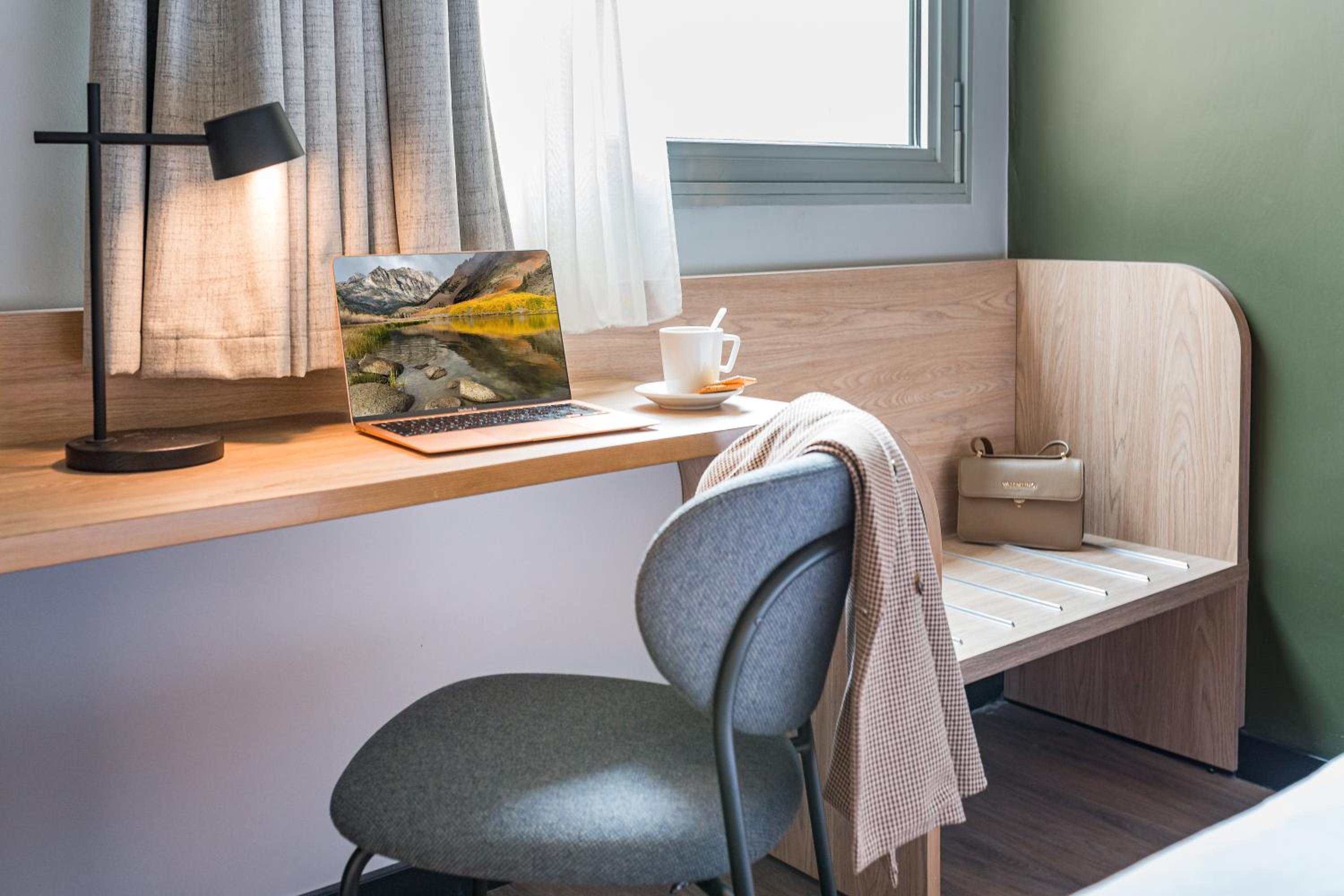 Standard Double Room - Photo 5