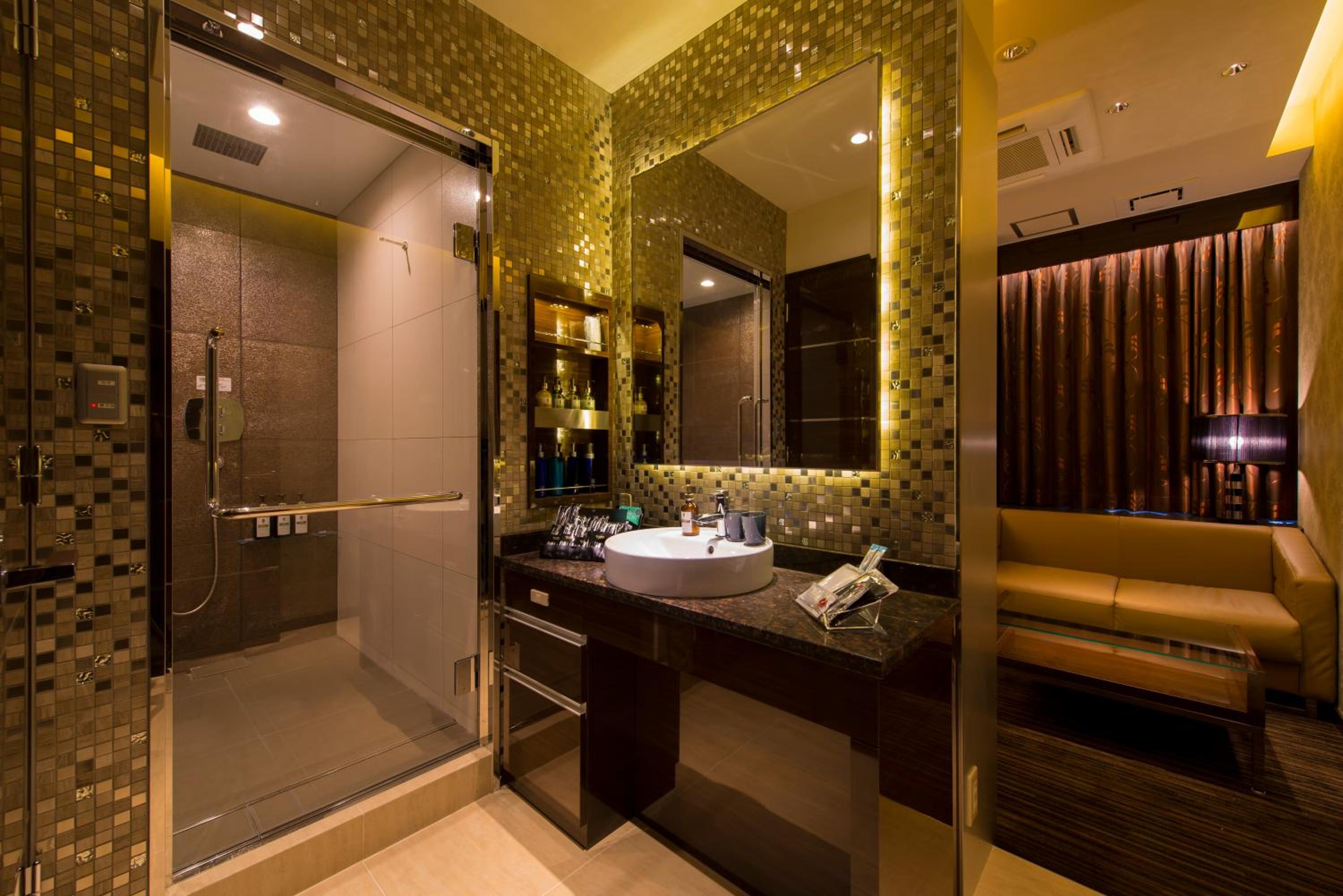 Deluxe Queen Room photo 2