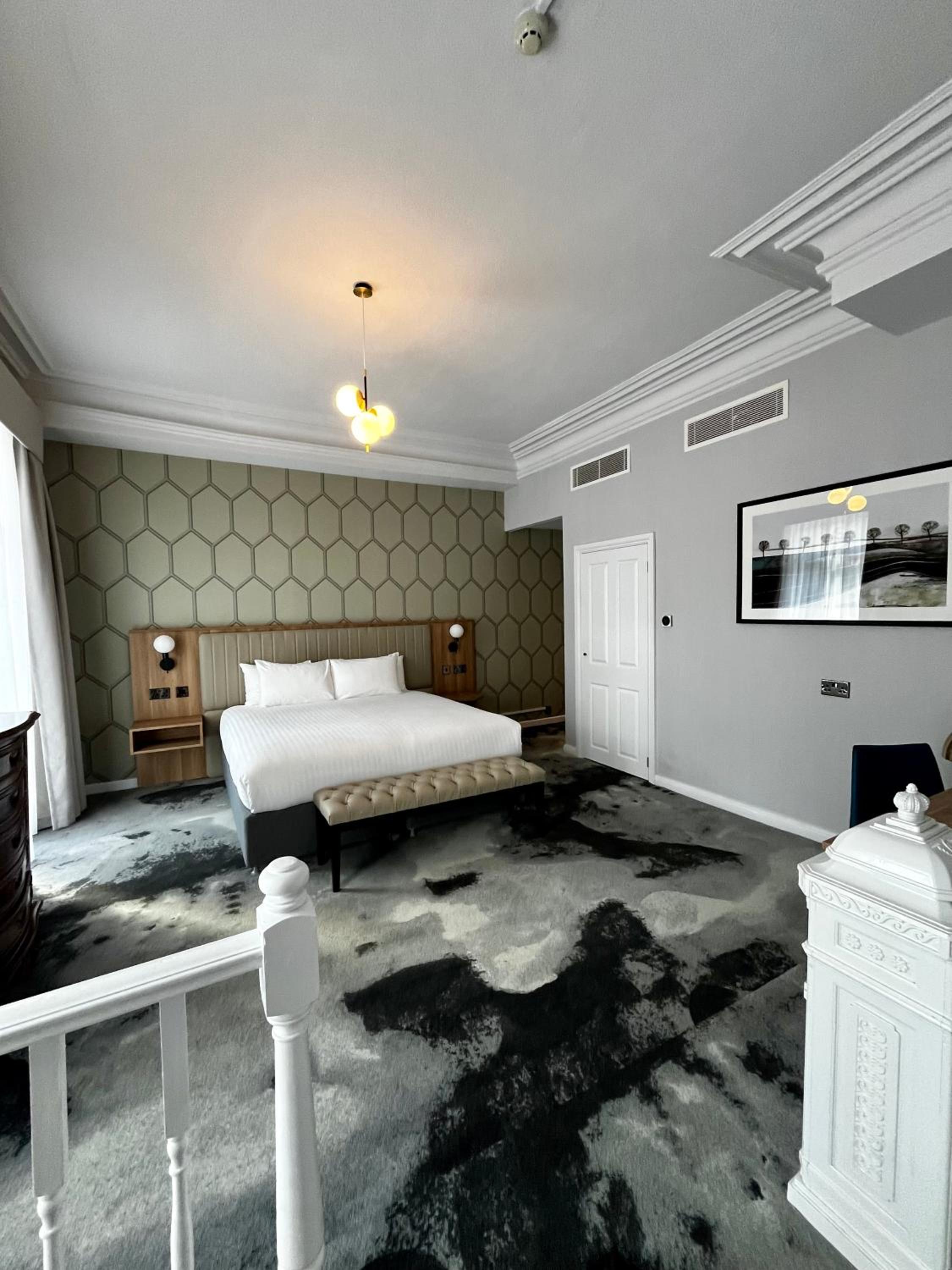 King Suite - Photo 1