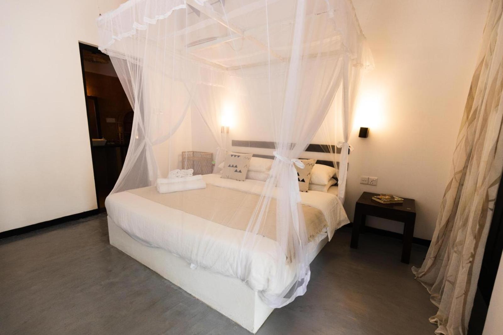 Three-Bedroom Villa - Photo 6