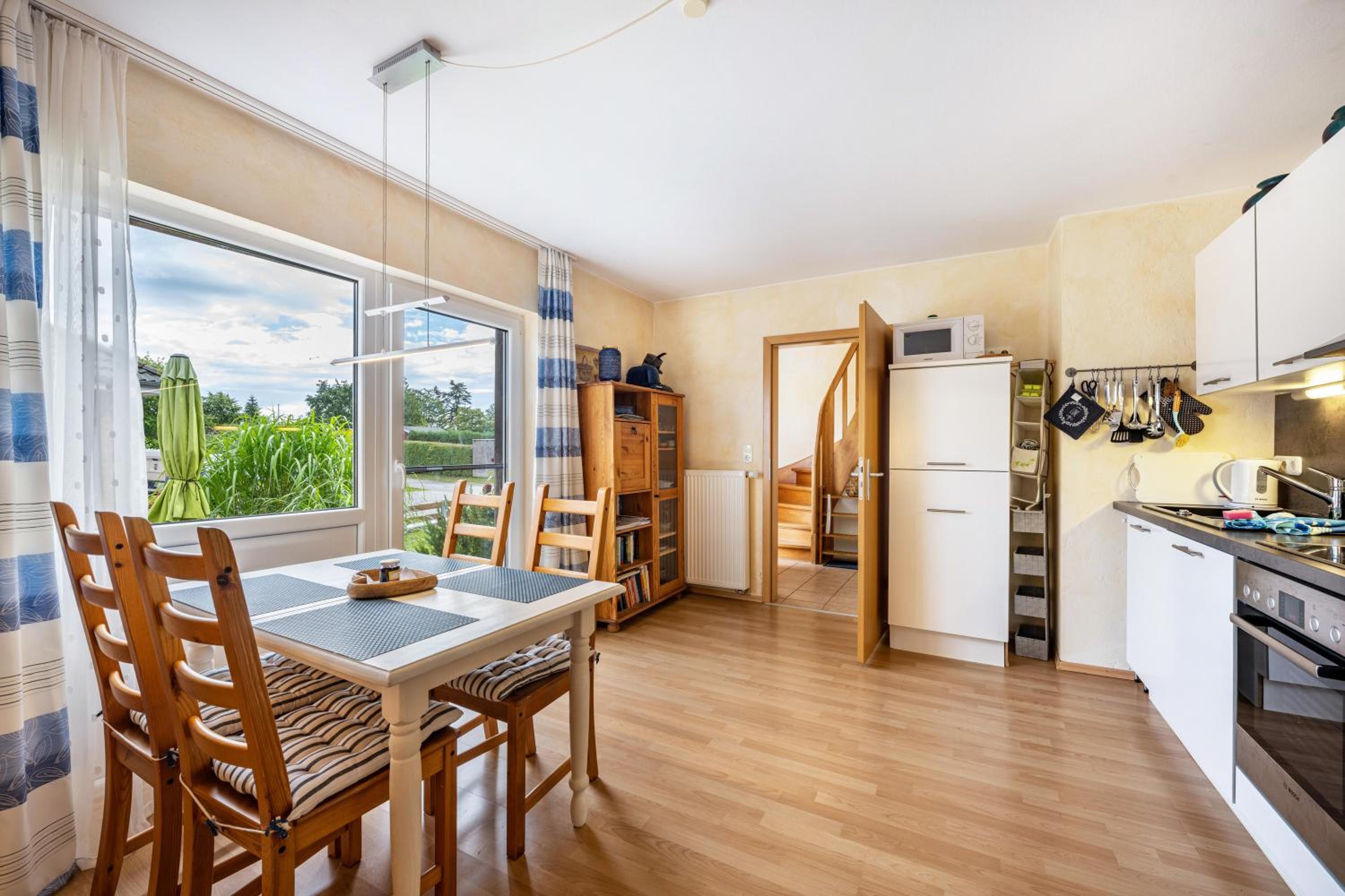 Two-Bedroom Deluxe Apartment with Garden View photo 2