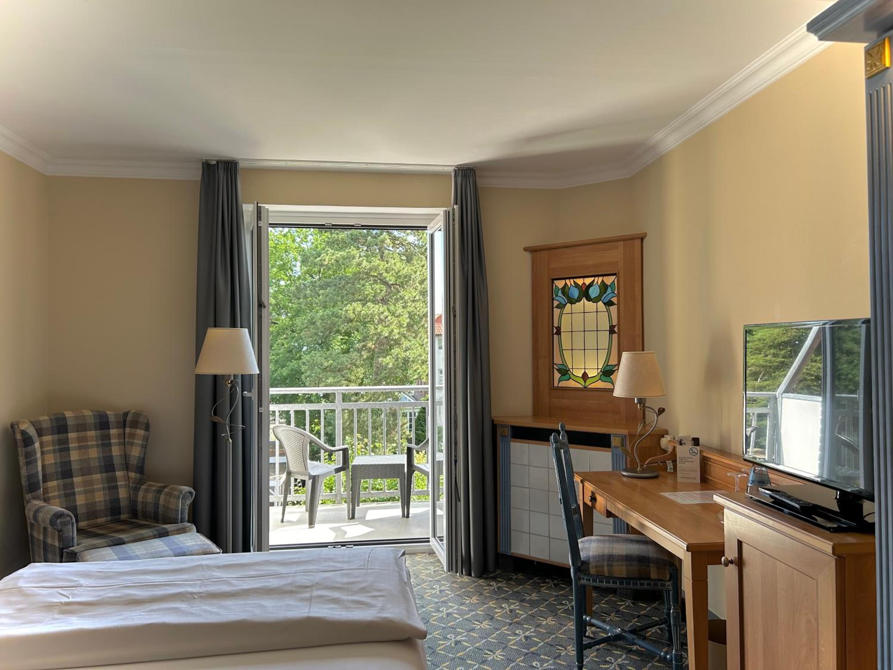 Comfort Class Room with Balcony - Photo 1