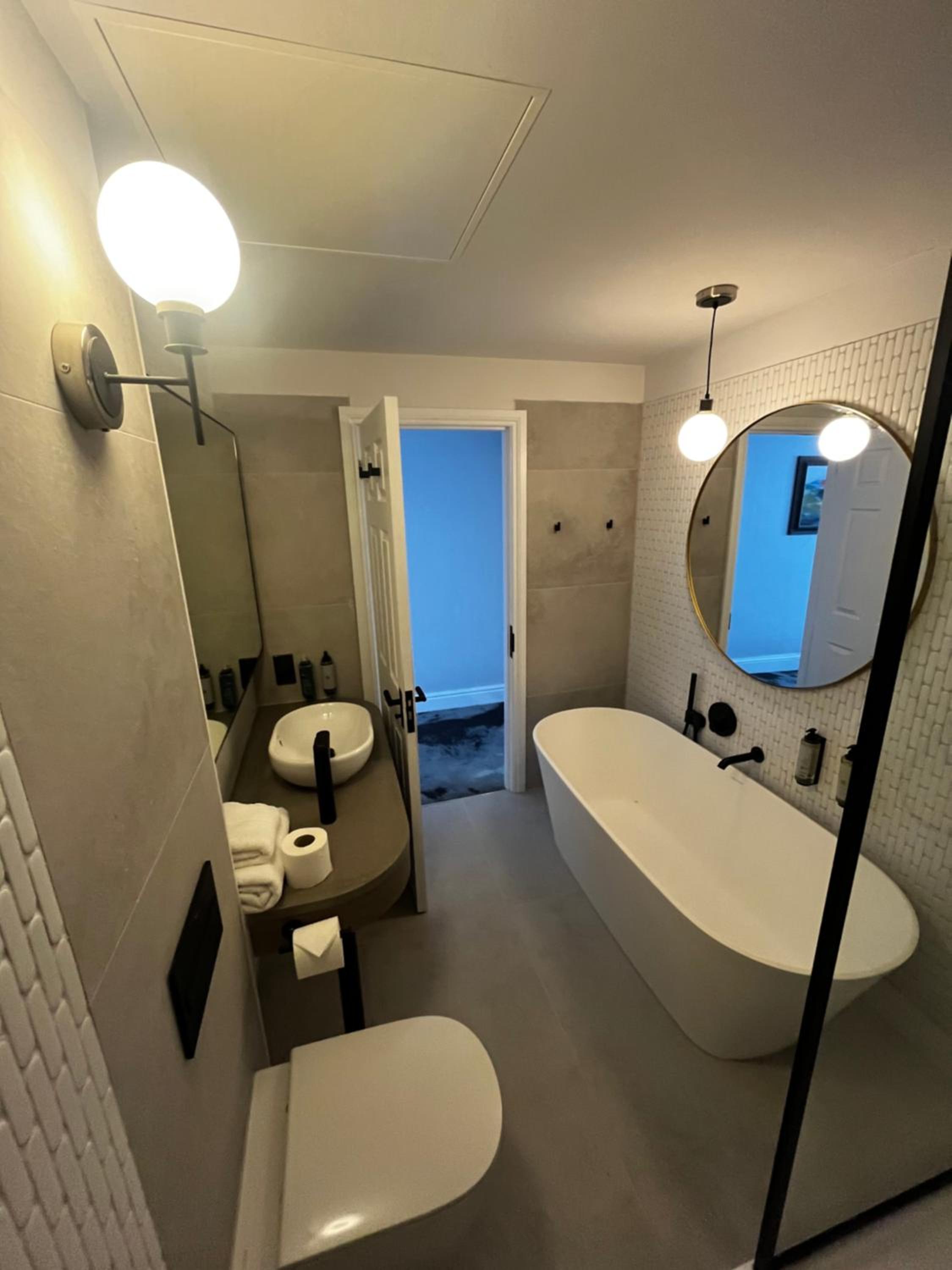 Junior King Suite - Photo 4