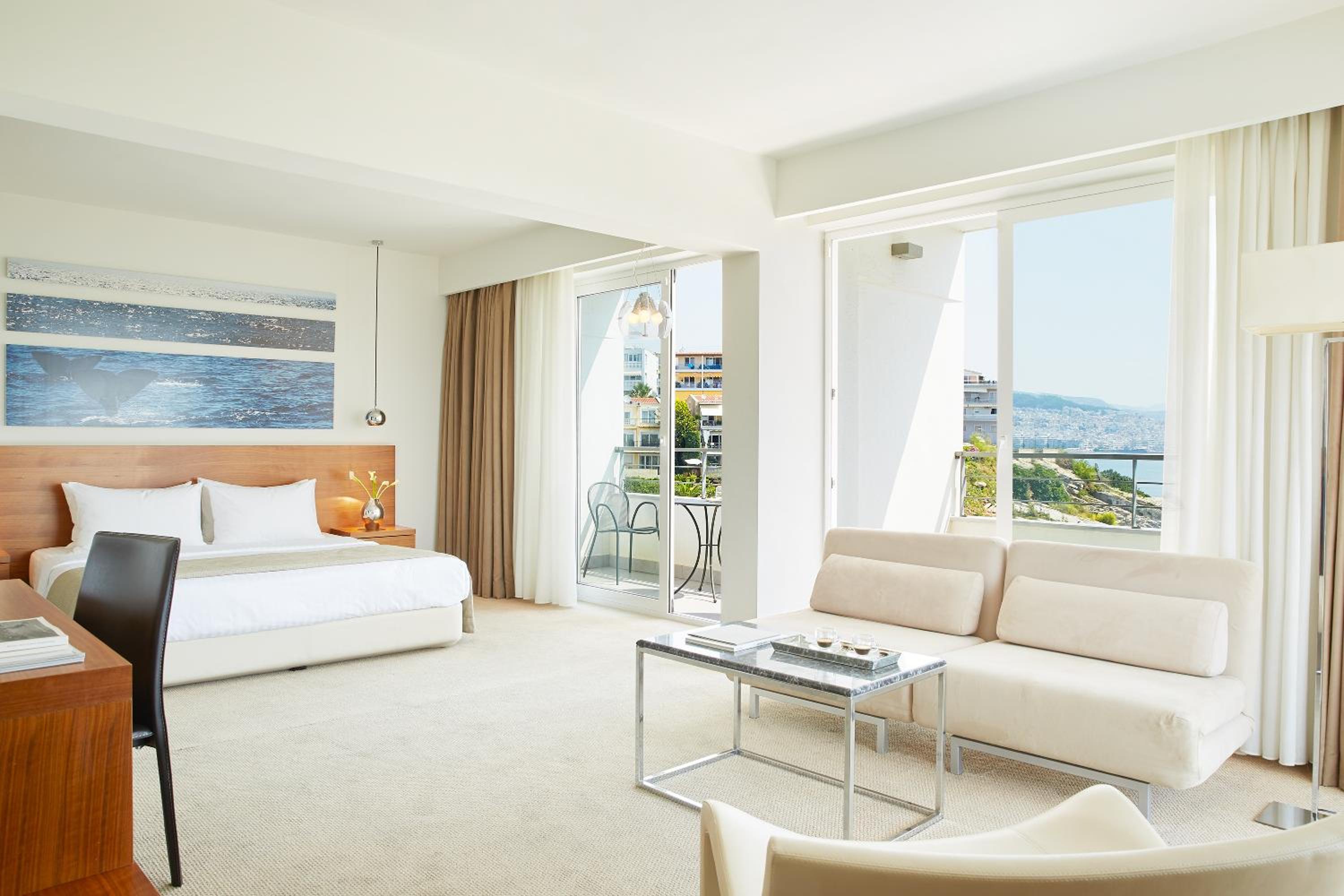 Executive Suite with Sea View - Photo 7