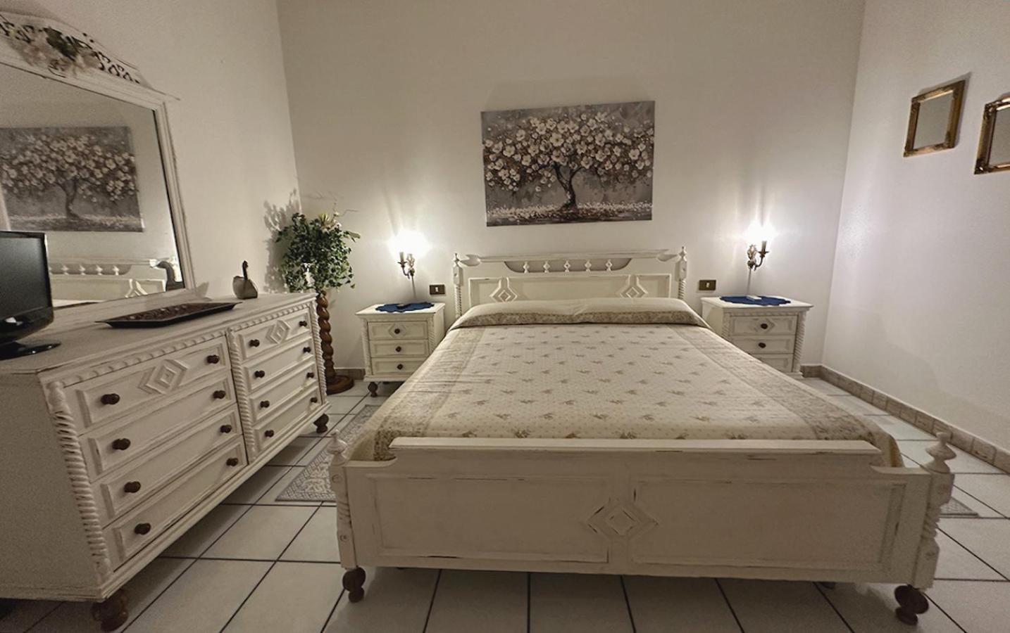 One-Bedroom House photo 2