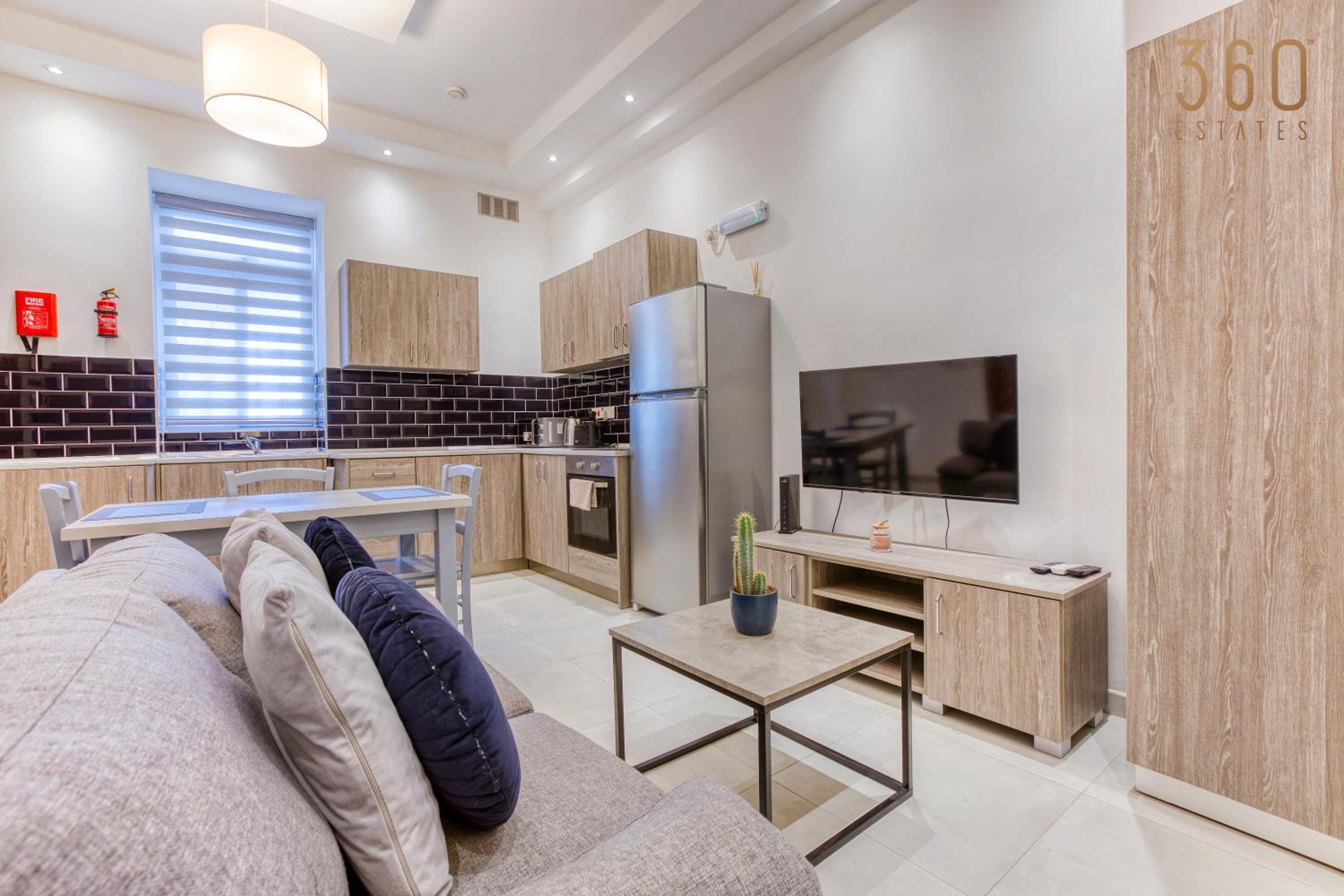 One-Bedroom Apartment