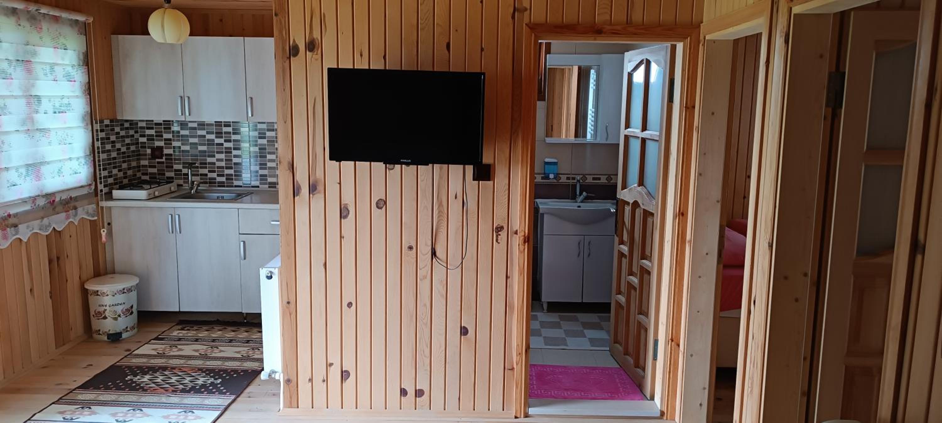 Two-Bedroom Deluxe Apartment with Balcony