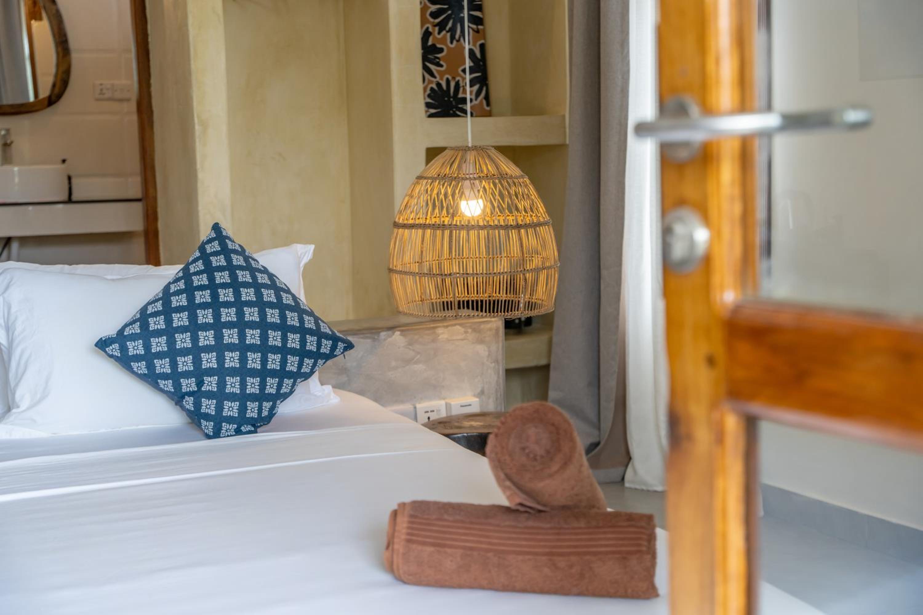 Deluxe Double Room - Photo 7