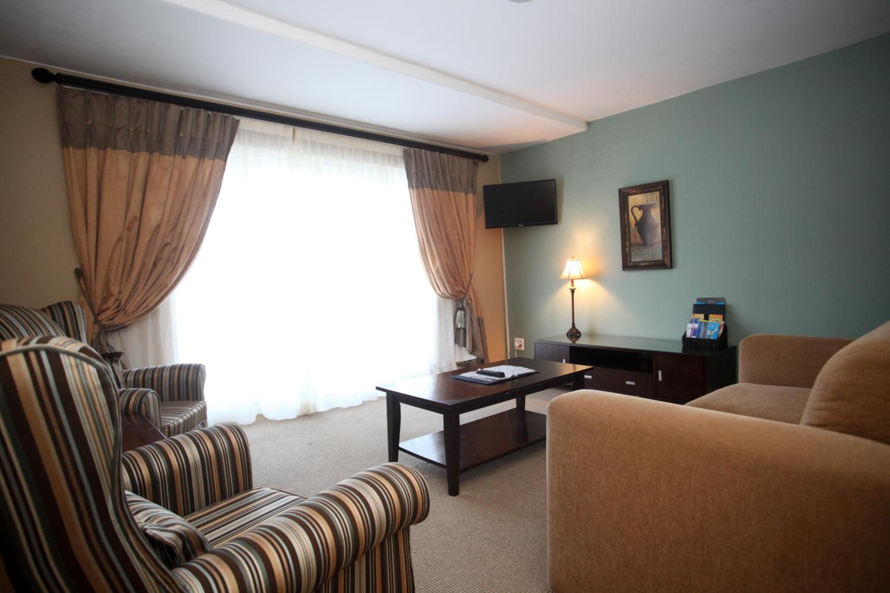 Suite with River View