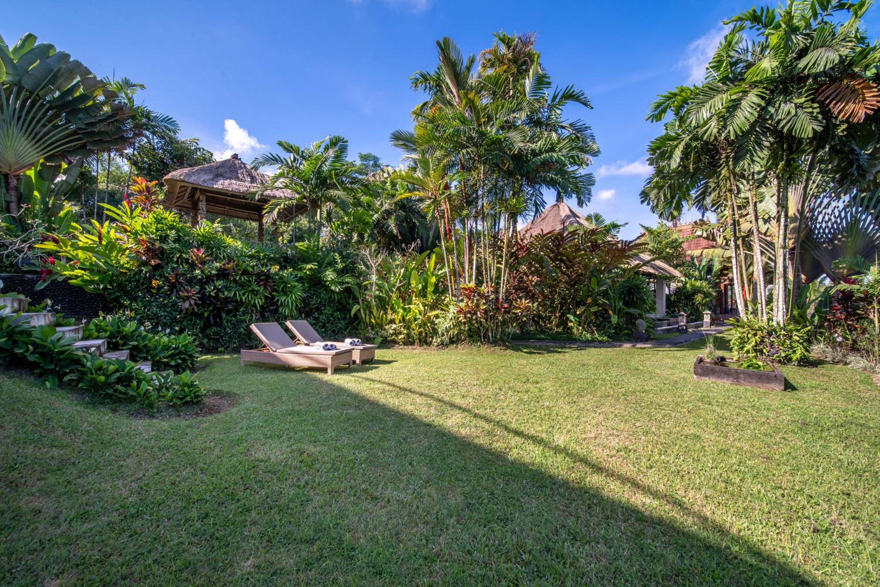 Villa photo 2