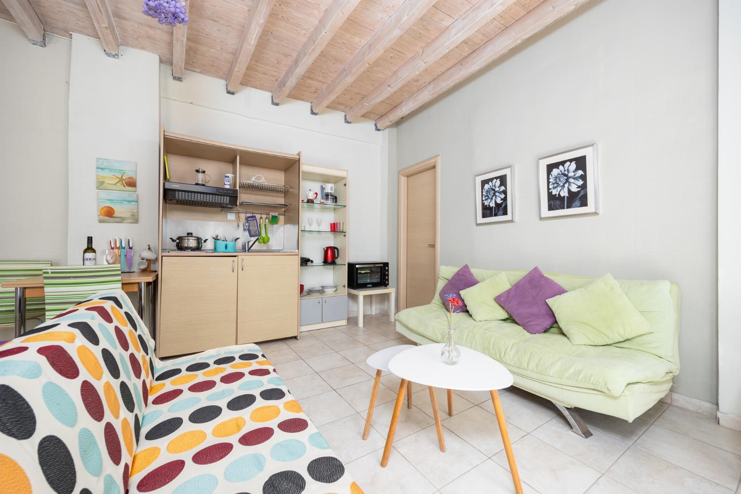 Apartment photo 3