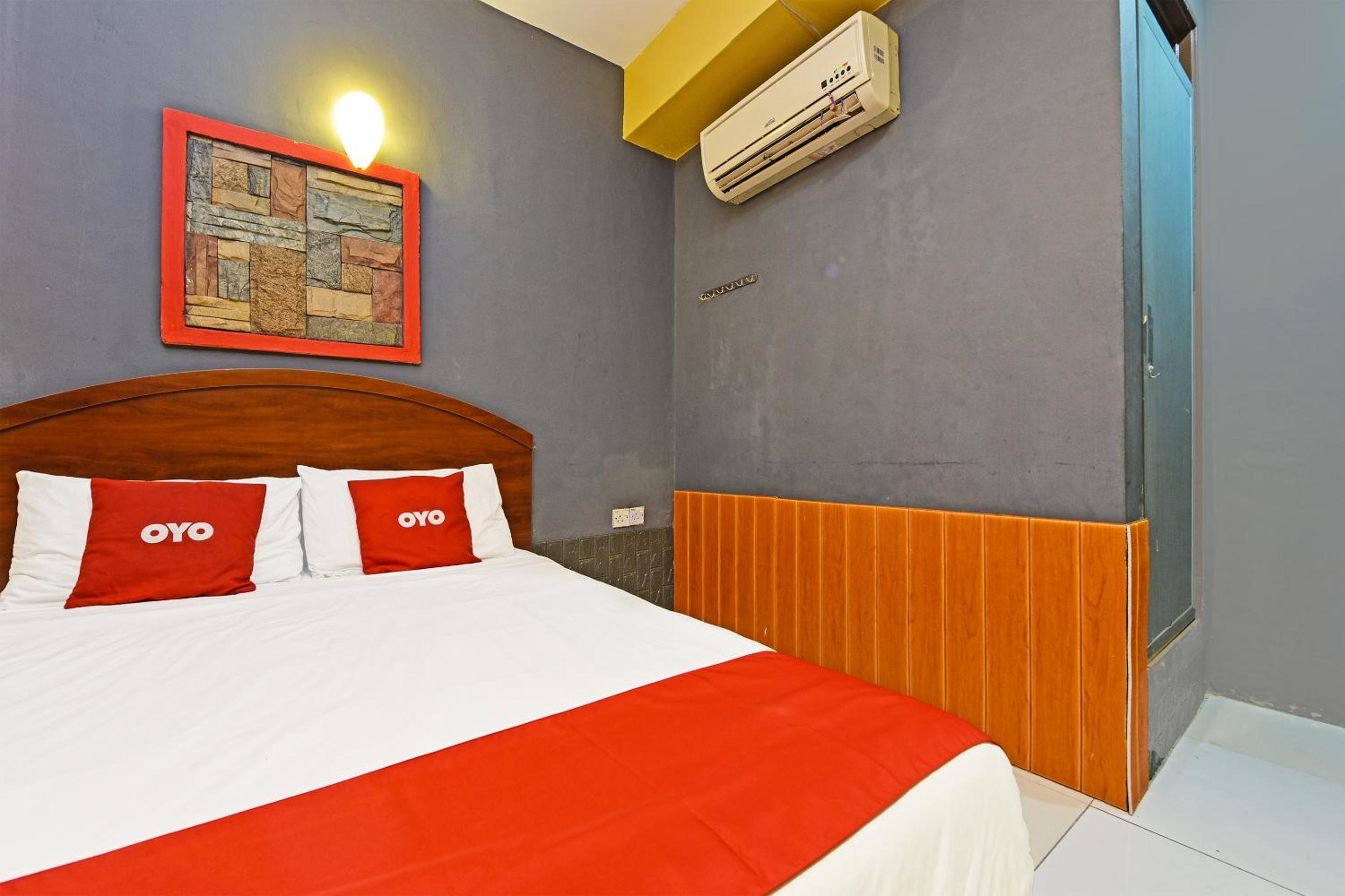 Deluxe Double Room - Photo 7