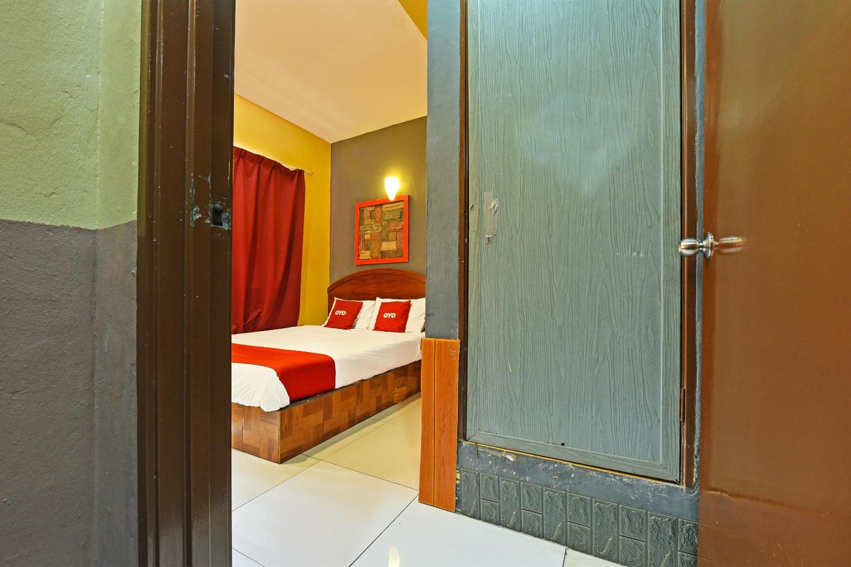 Deluxe Double Room - Photo 5