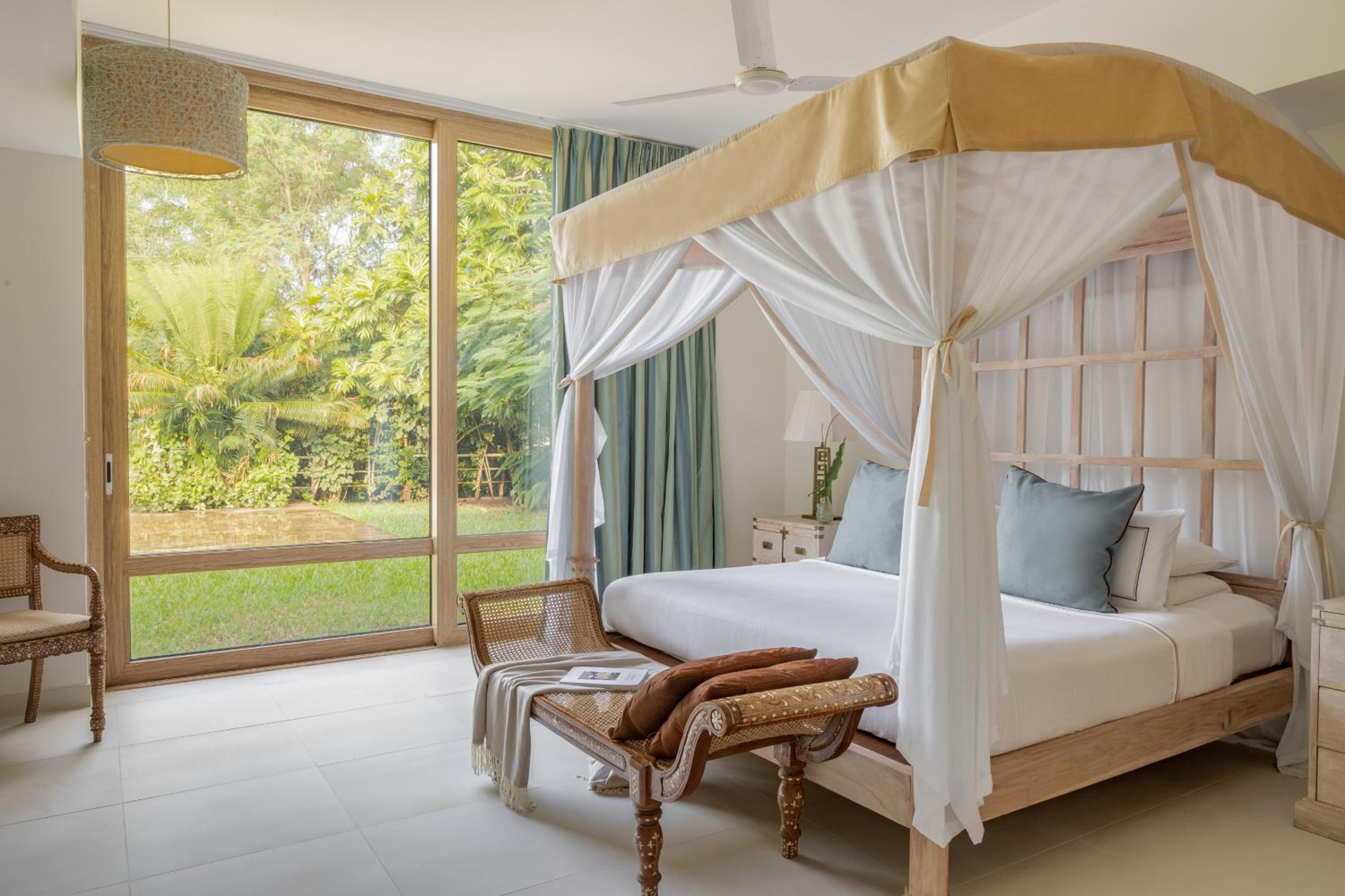 Melia Room with Terrace and Partial Ocean View - Photo 1