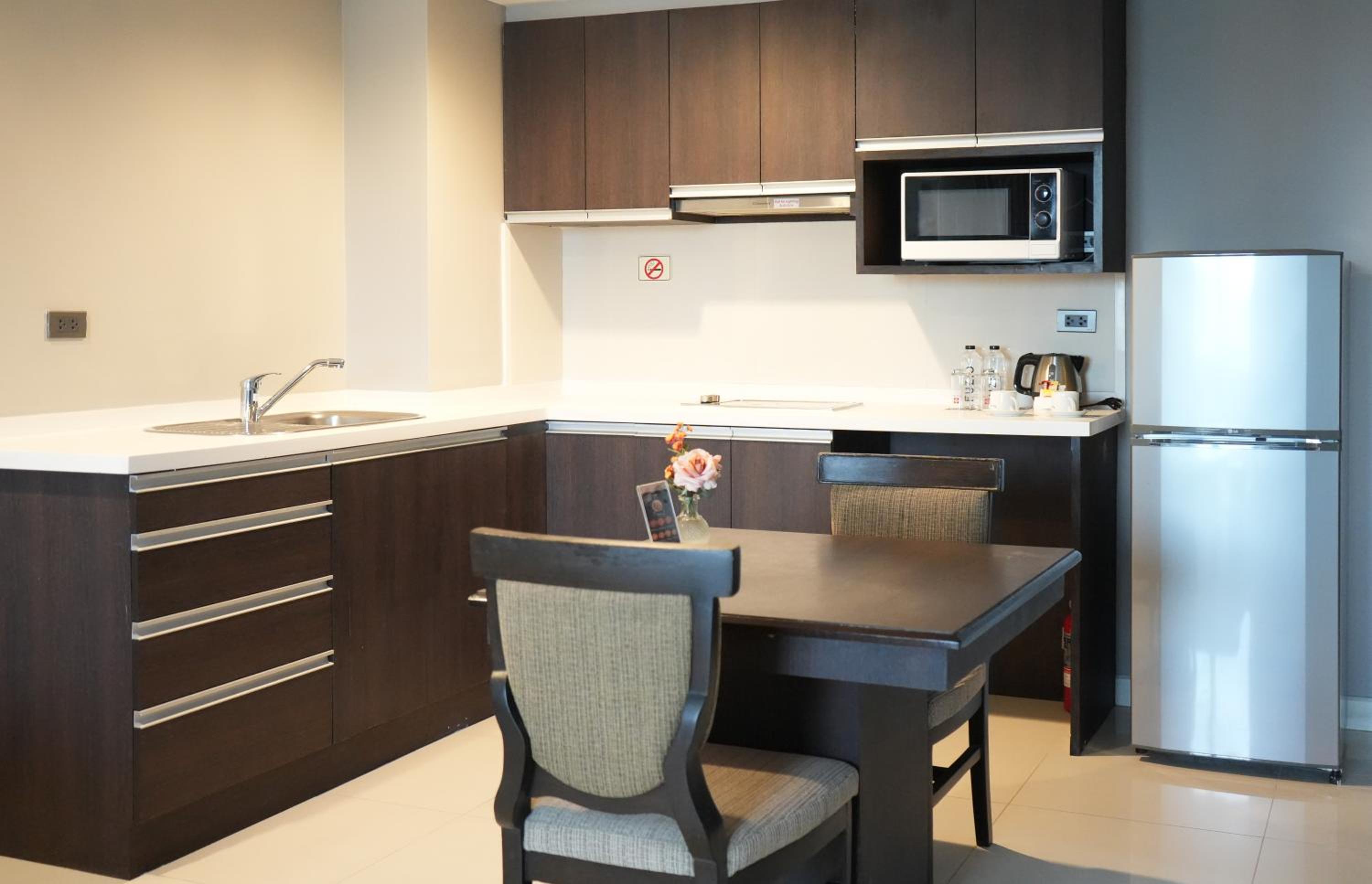 One-Bedroom Suite photo 2