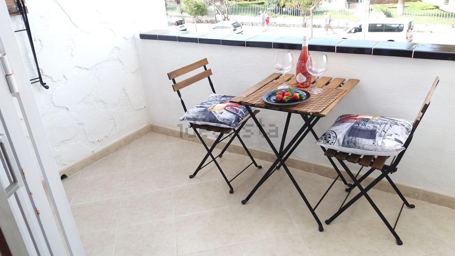 Studio Apartment photo 2