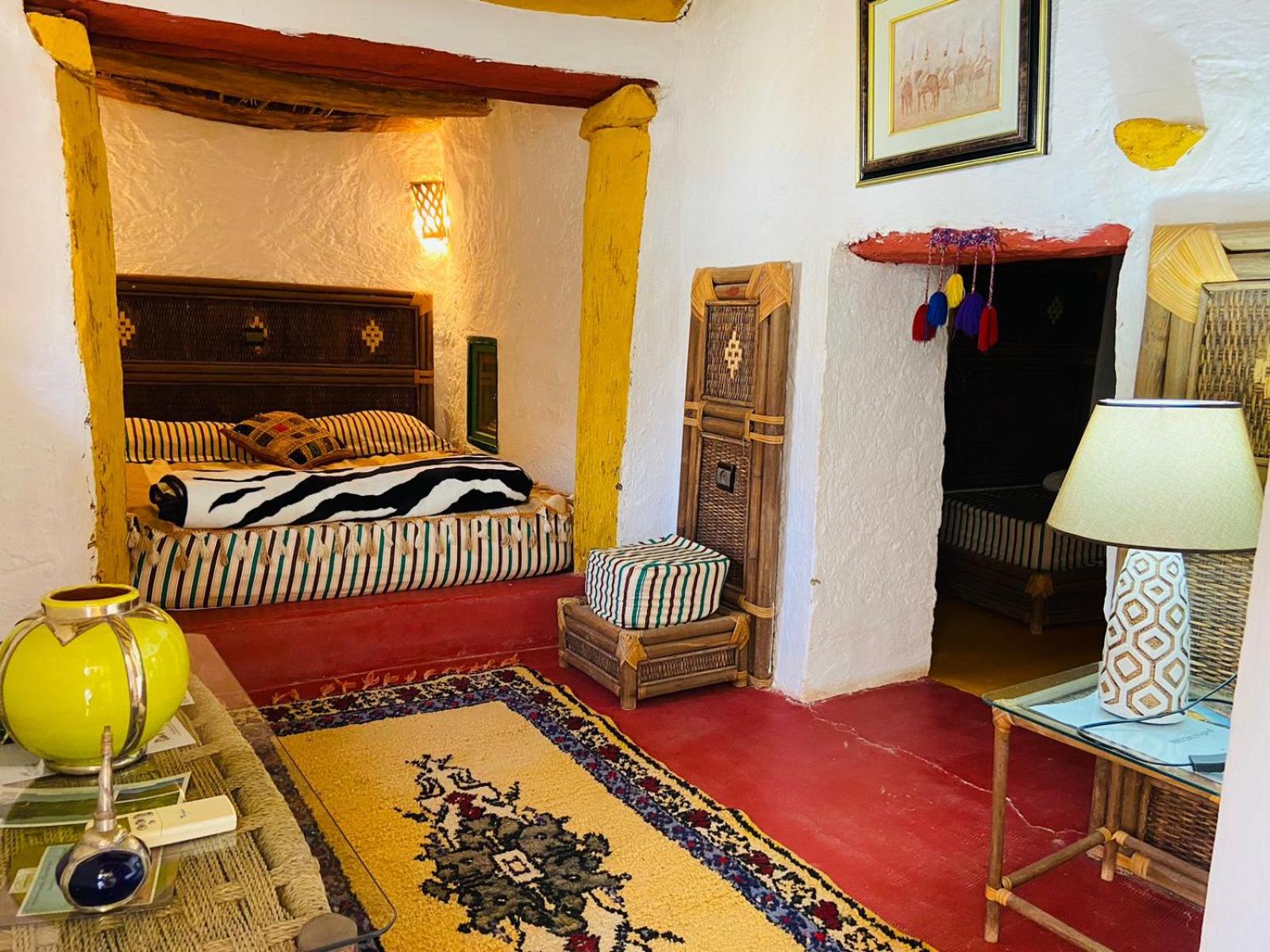 Double Room with Private Bathroom photo 3