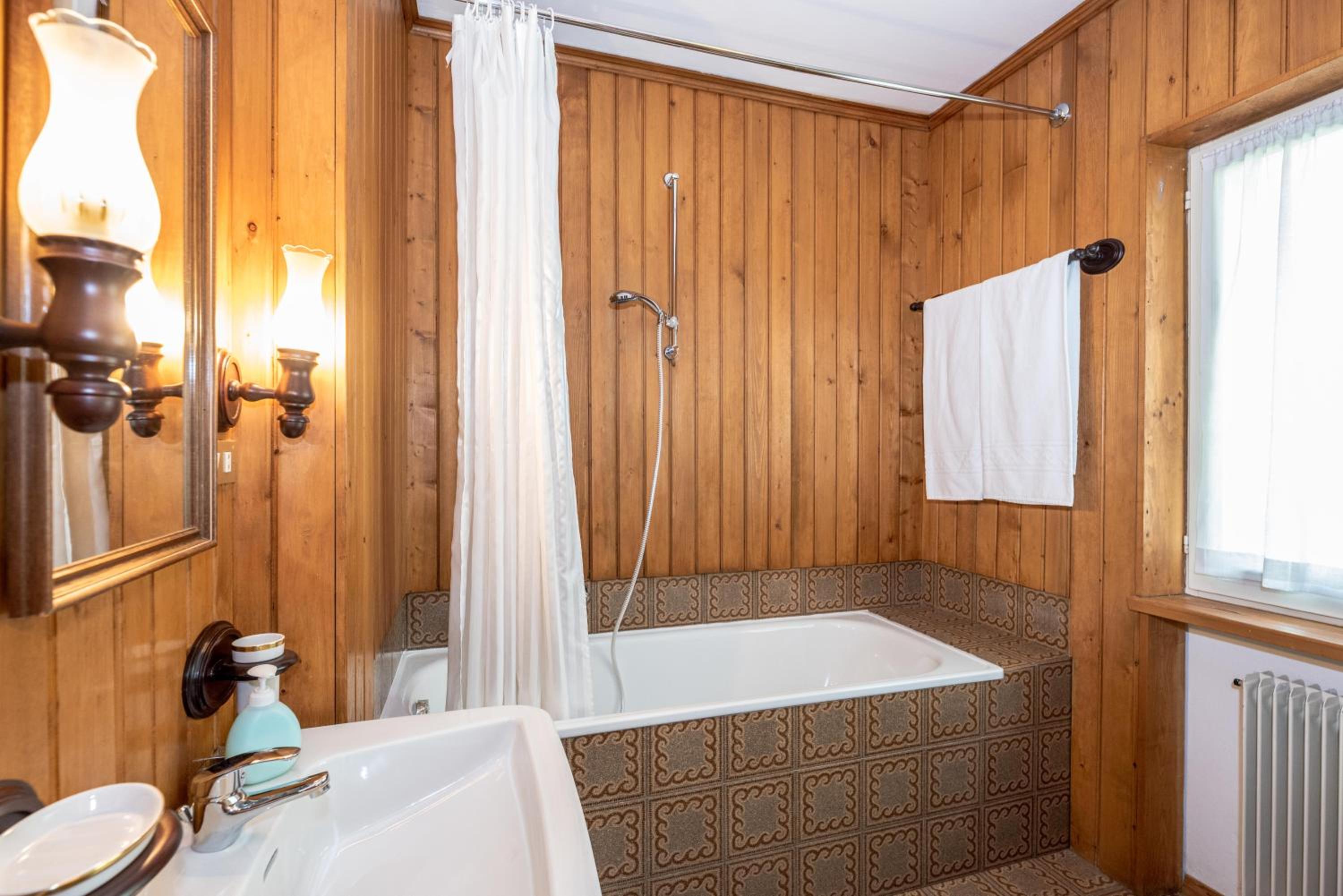 Standard Double Room - Photo 5