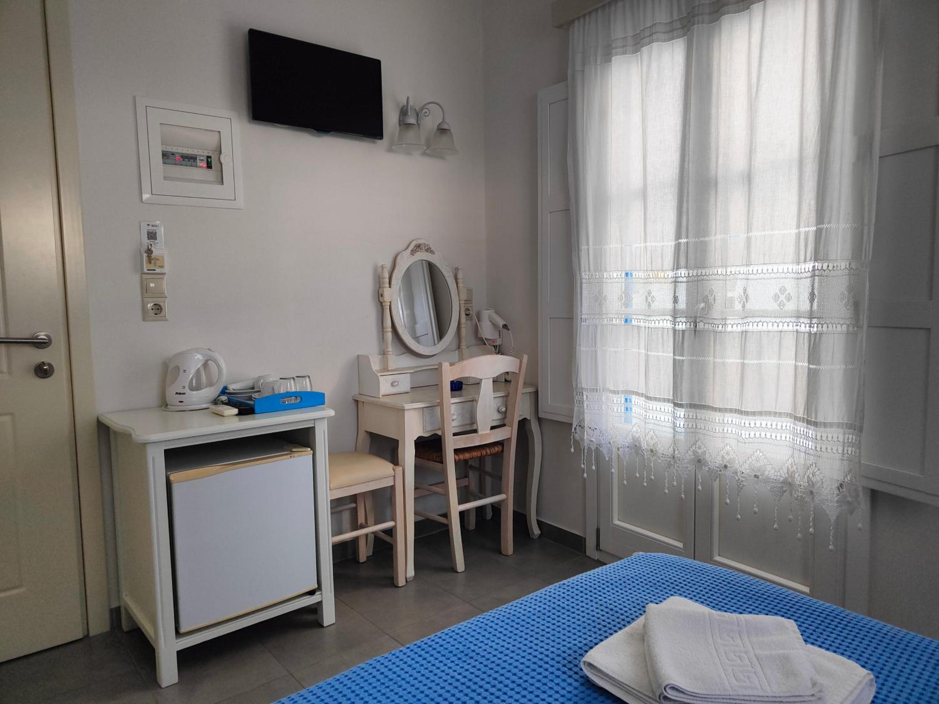Small Double Room photo 2