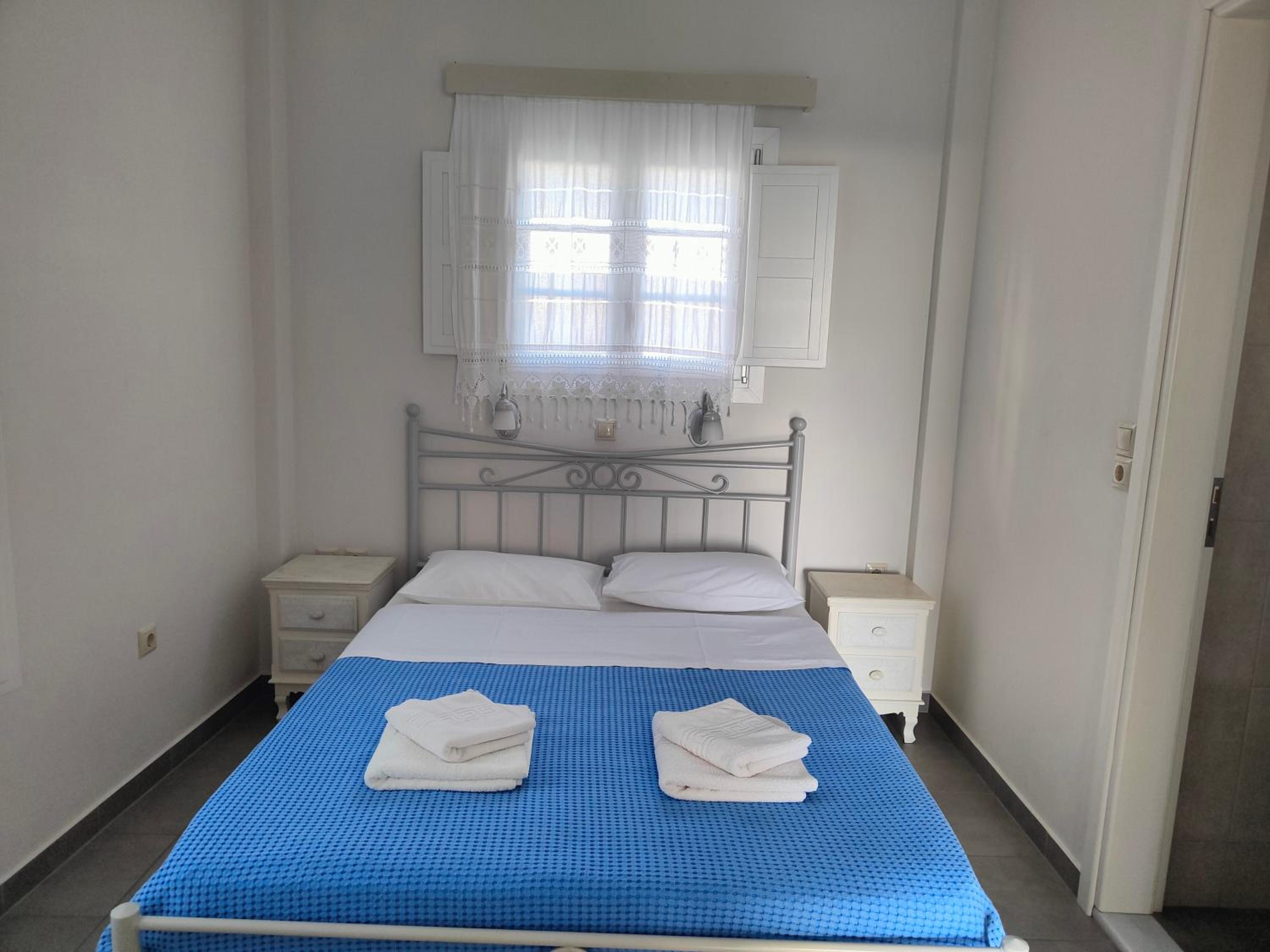 Small Double Room photo 3