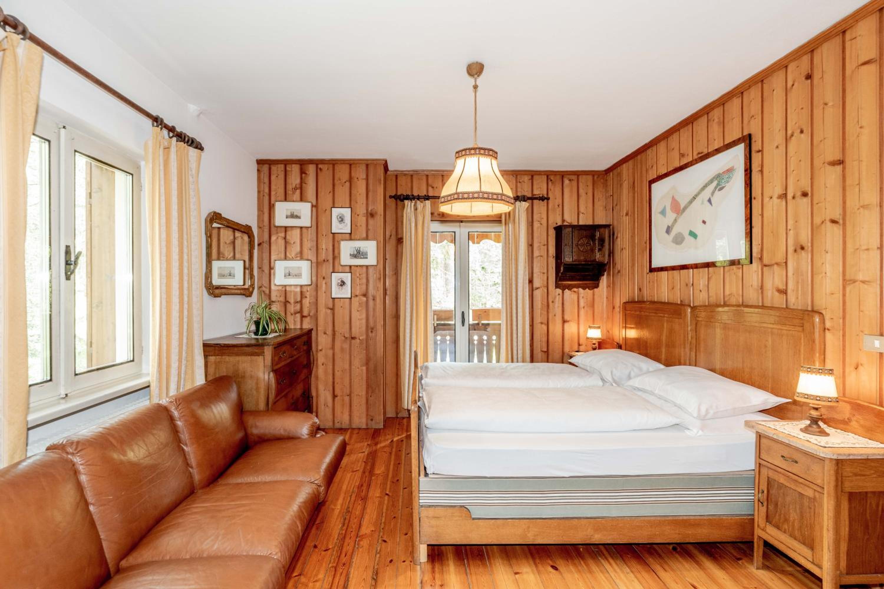 Deluxe Double or Twin Room with Balcony
