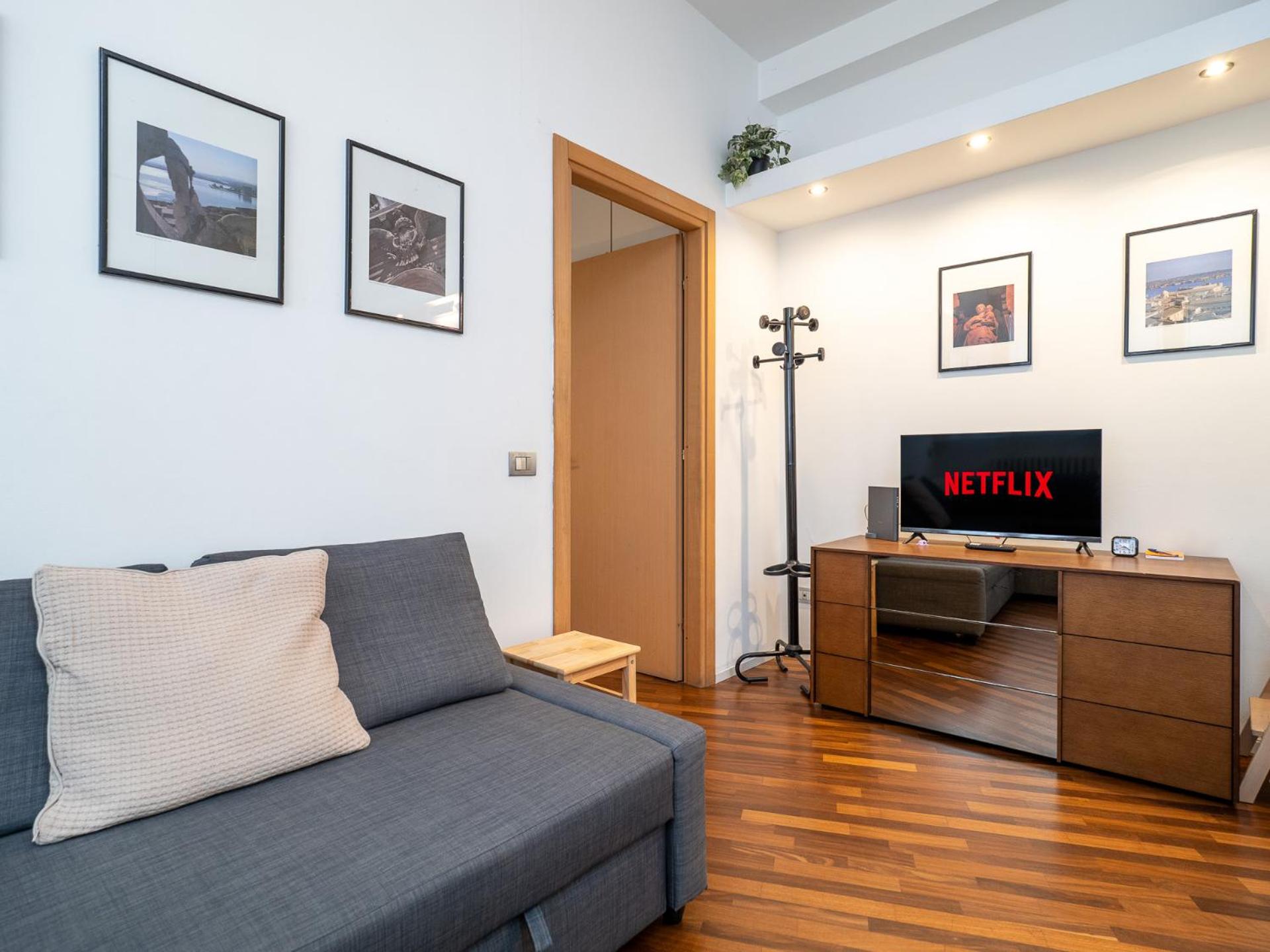 One-Bedroom Apartment