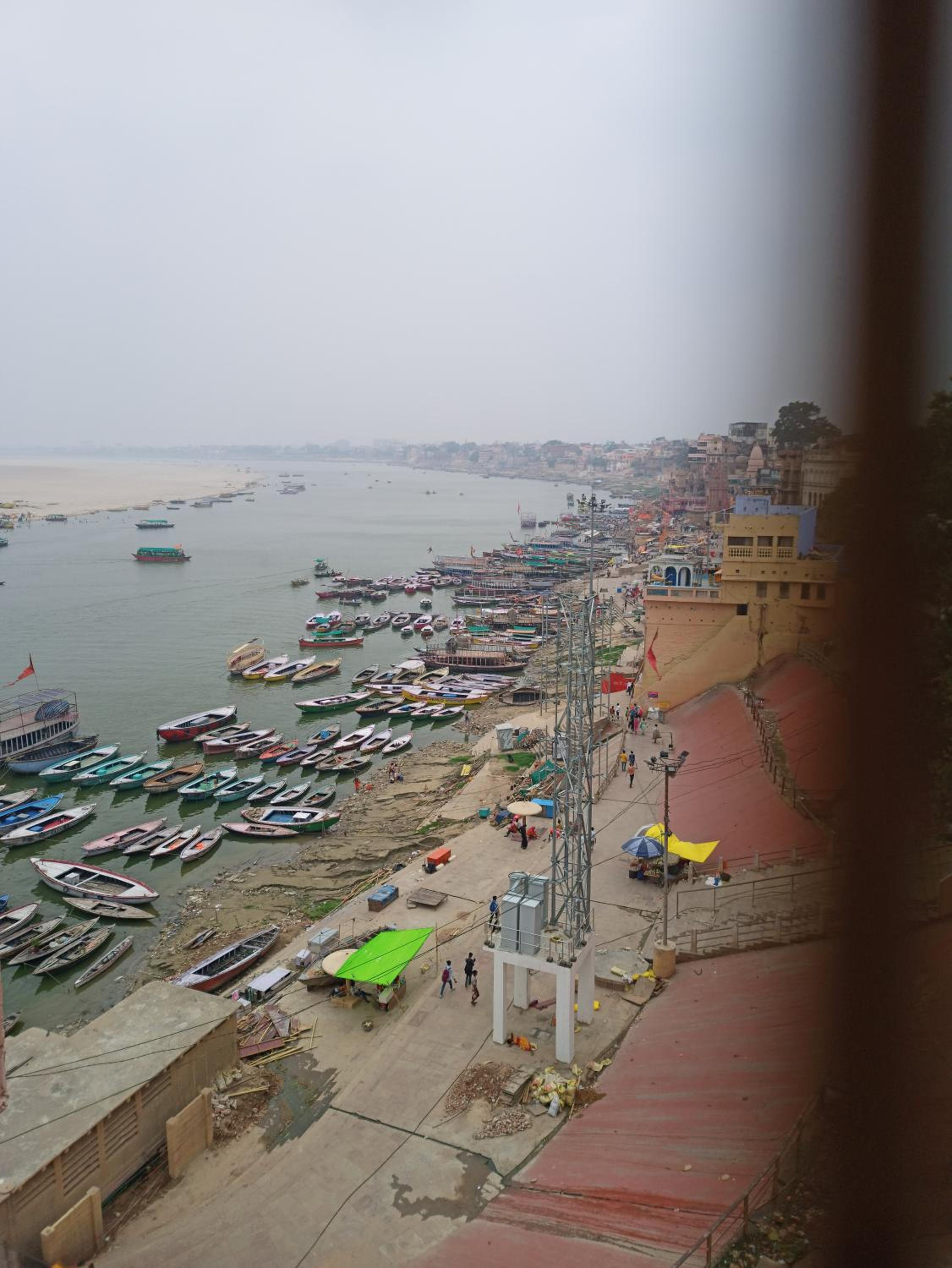 Royal View Room (Includes Ganga Aarti and Darshan assistance to Kashi Vishwanath Temple) photo 3