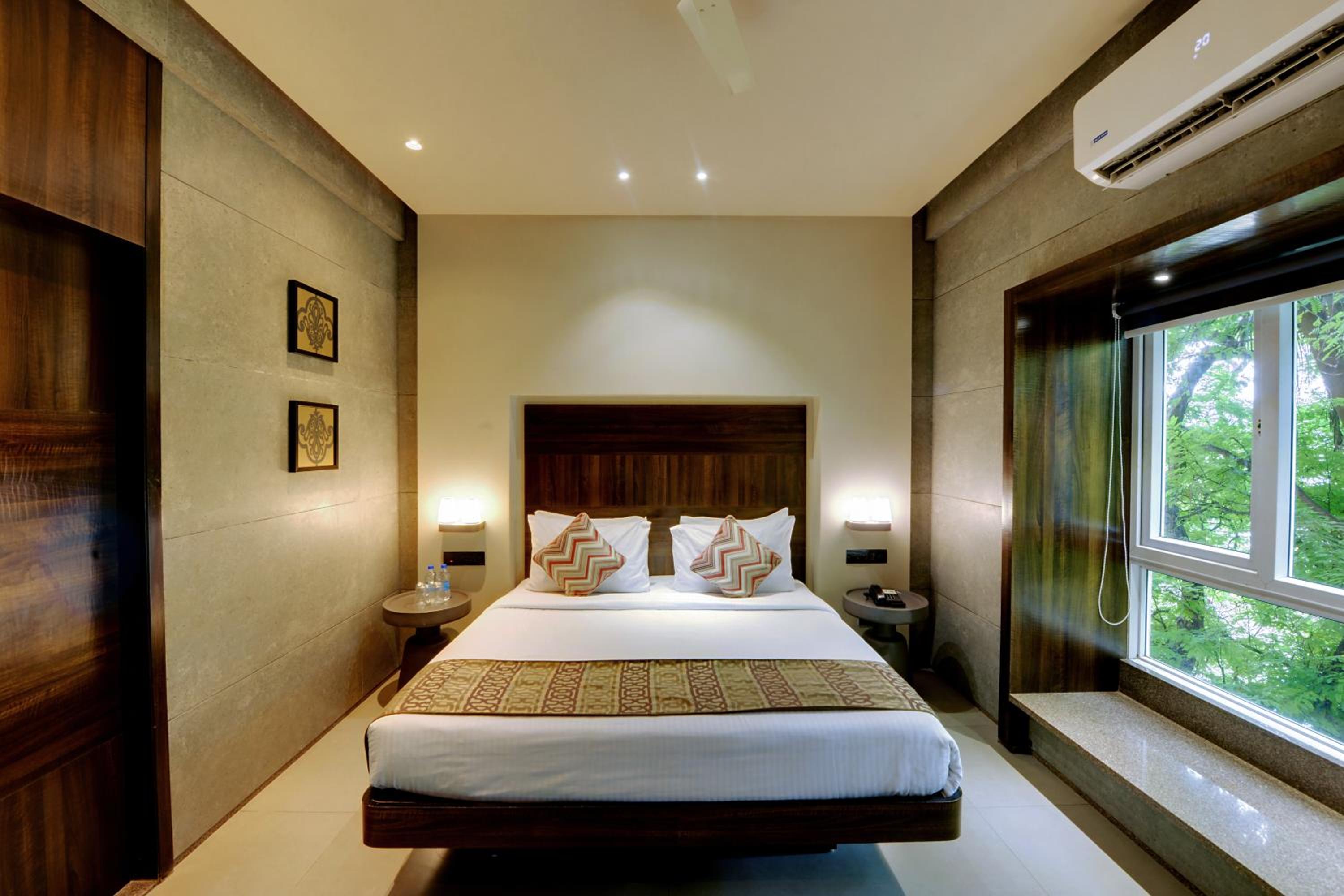 Deluxe Double Room - Photo 2