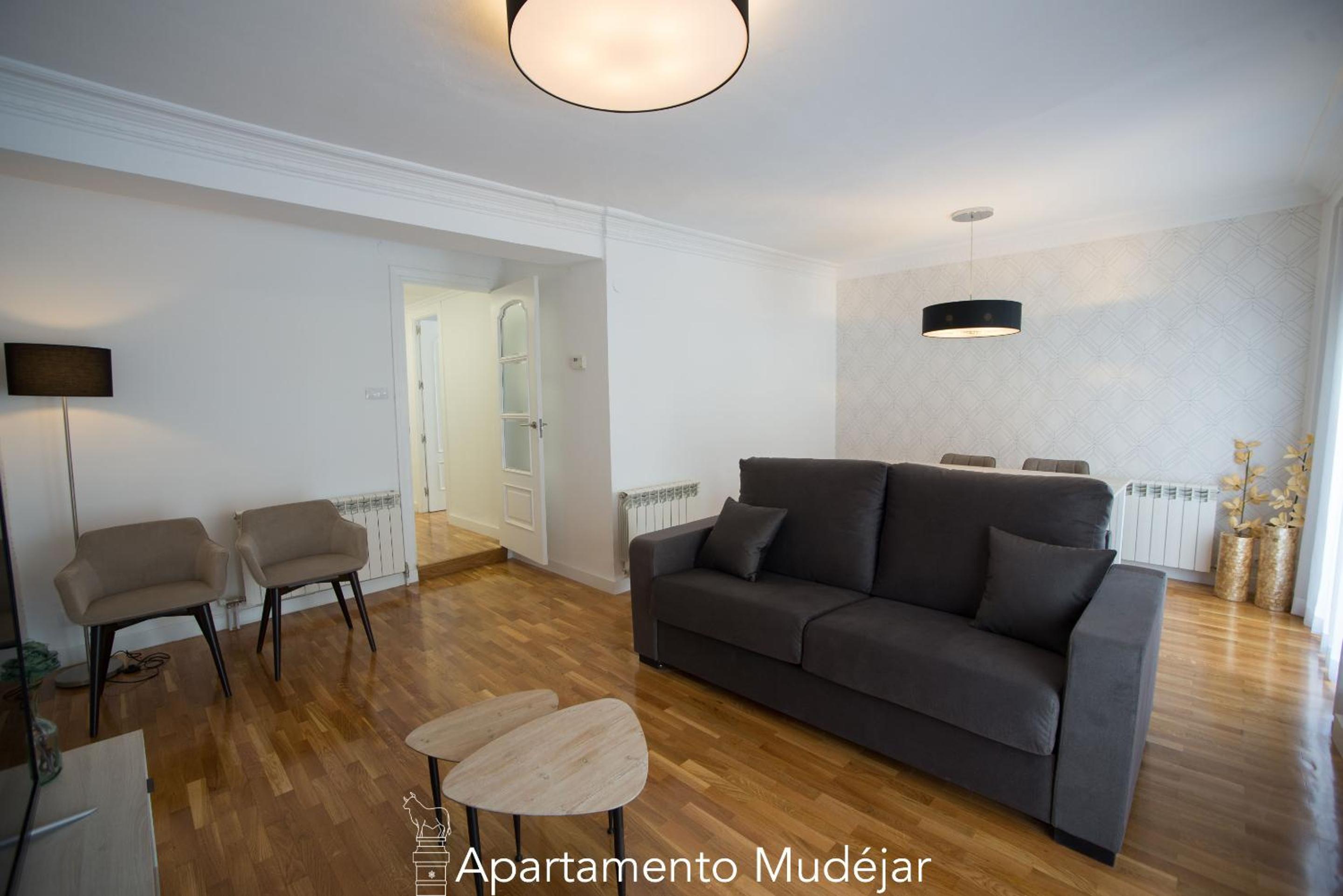 Apartment with Shower - Photo 1