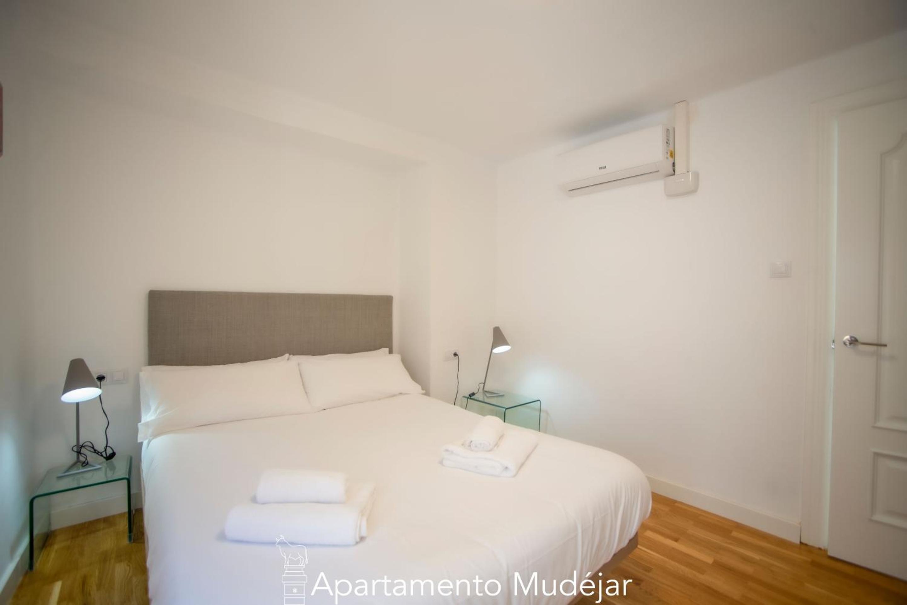 Apartment with Shower - Photo 16