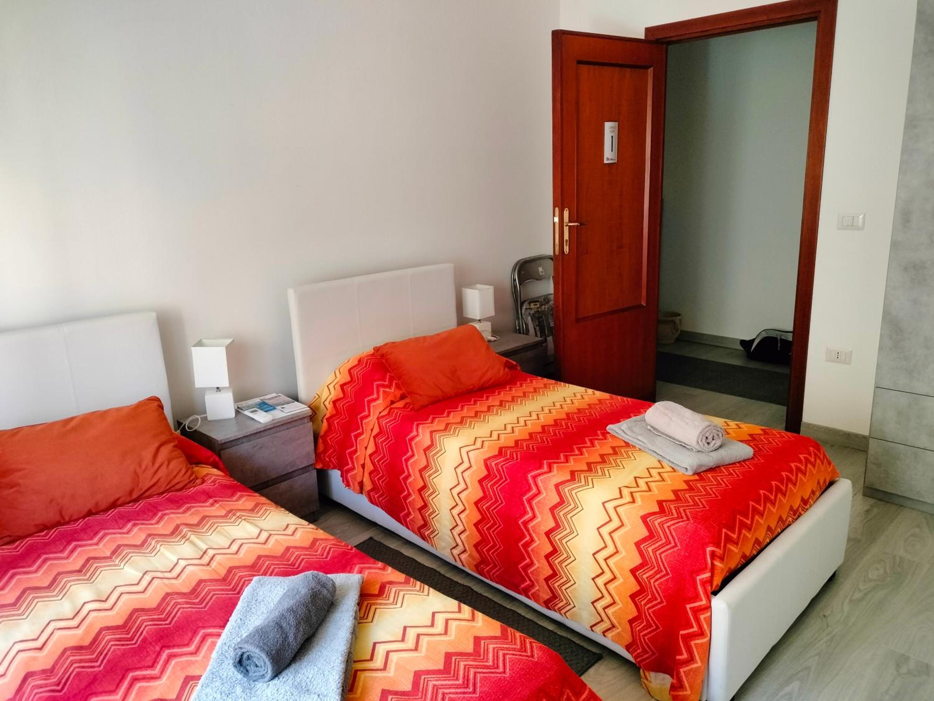 Twin Room with Private Bathroom