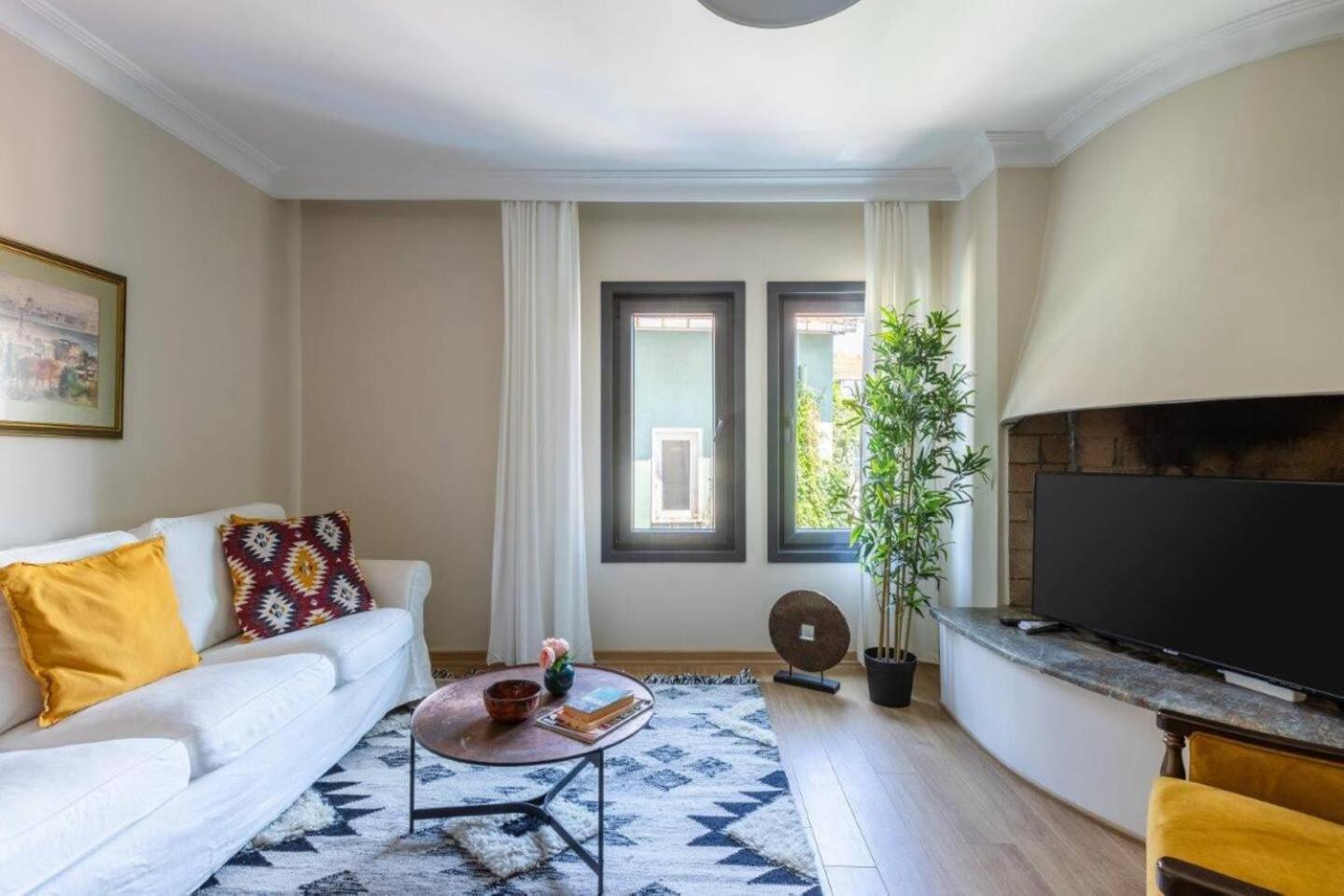 Apartment with Sea View photo 2