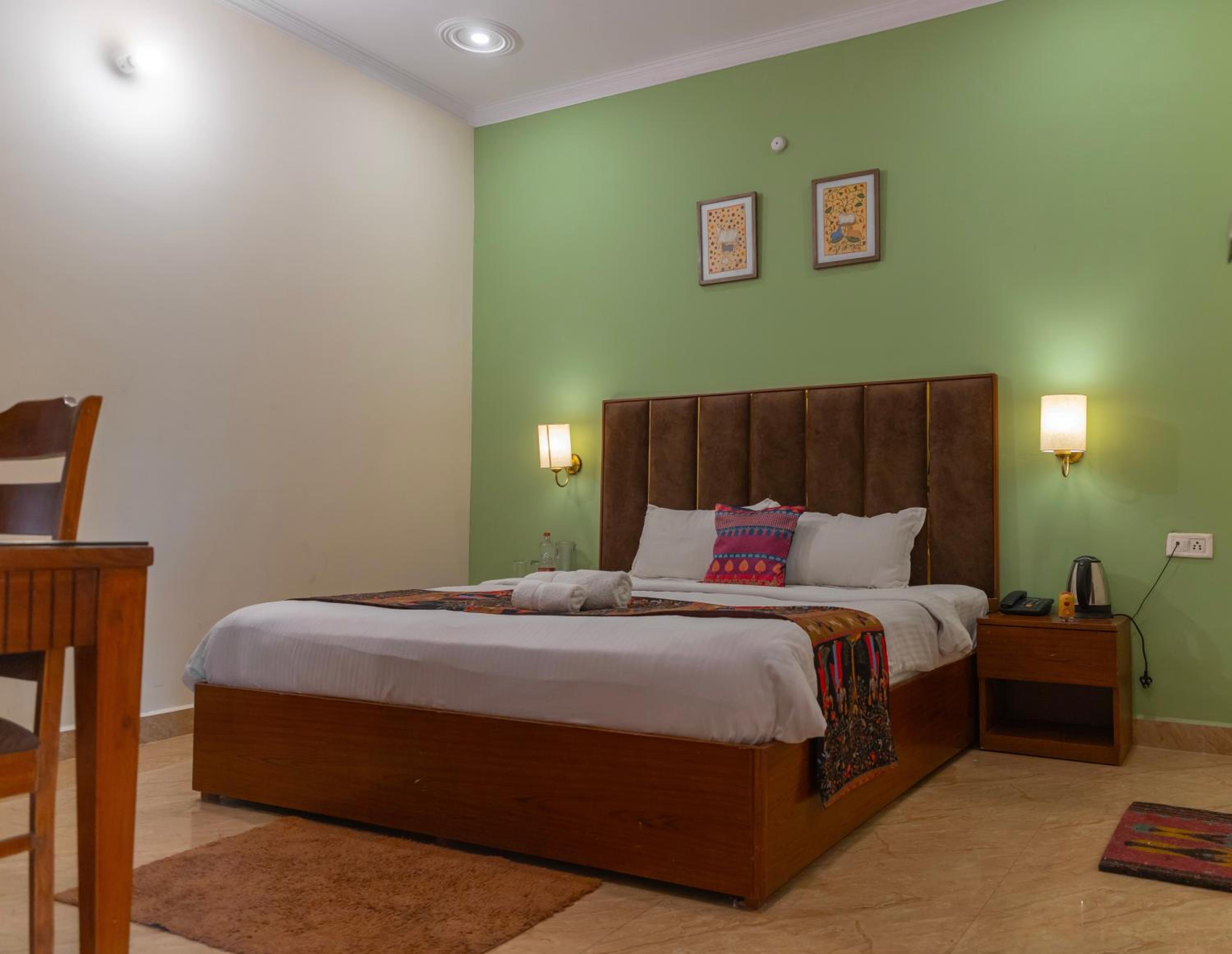 Deluxe Room - Photo 1