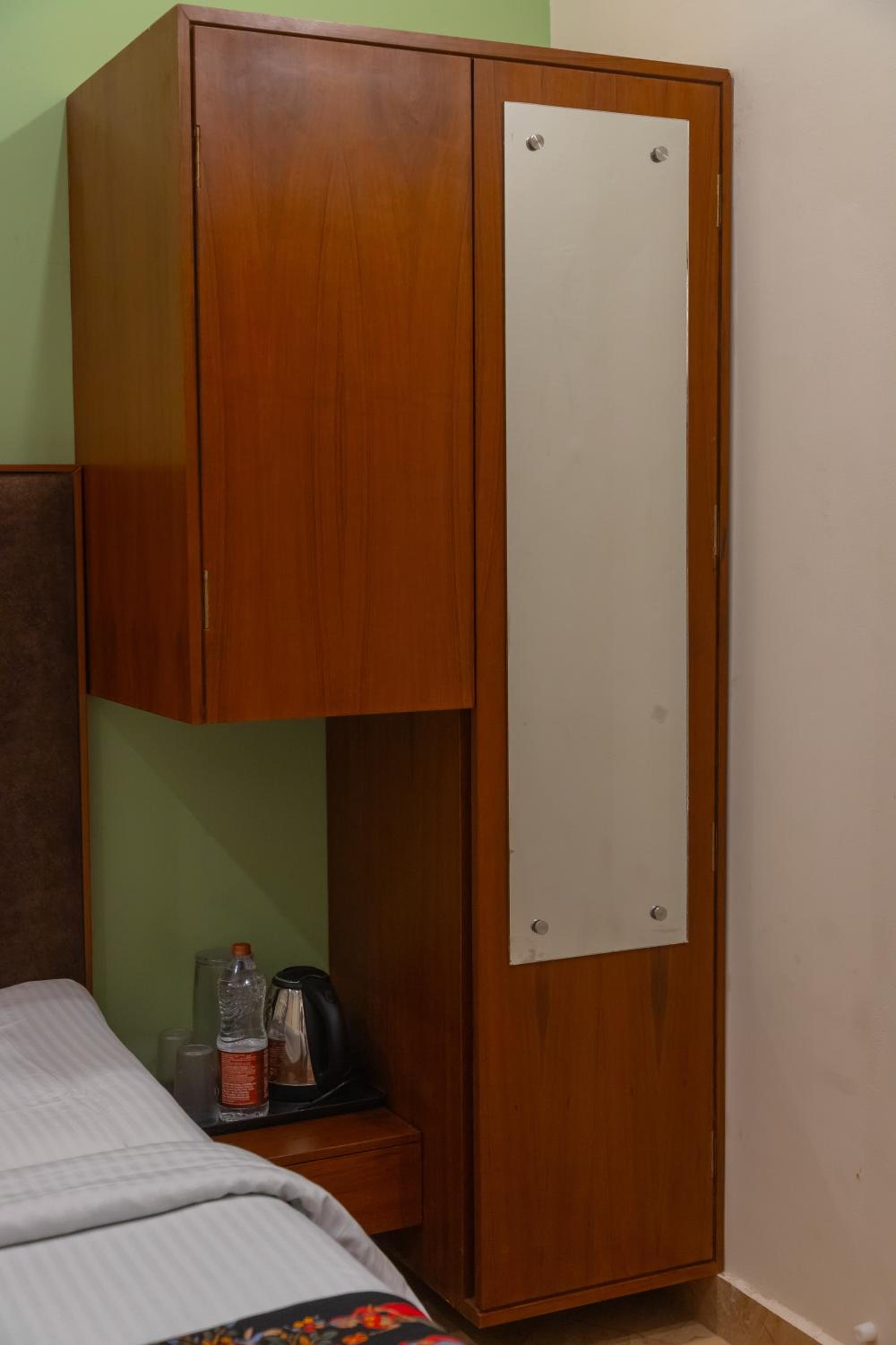Standard Double Room - Photo 3