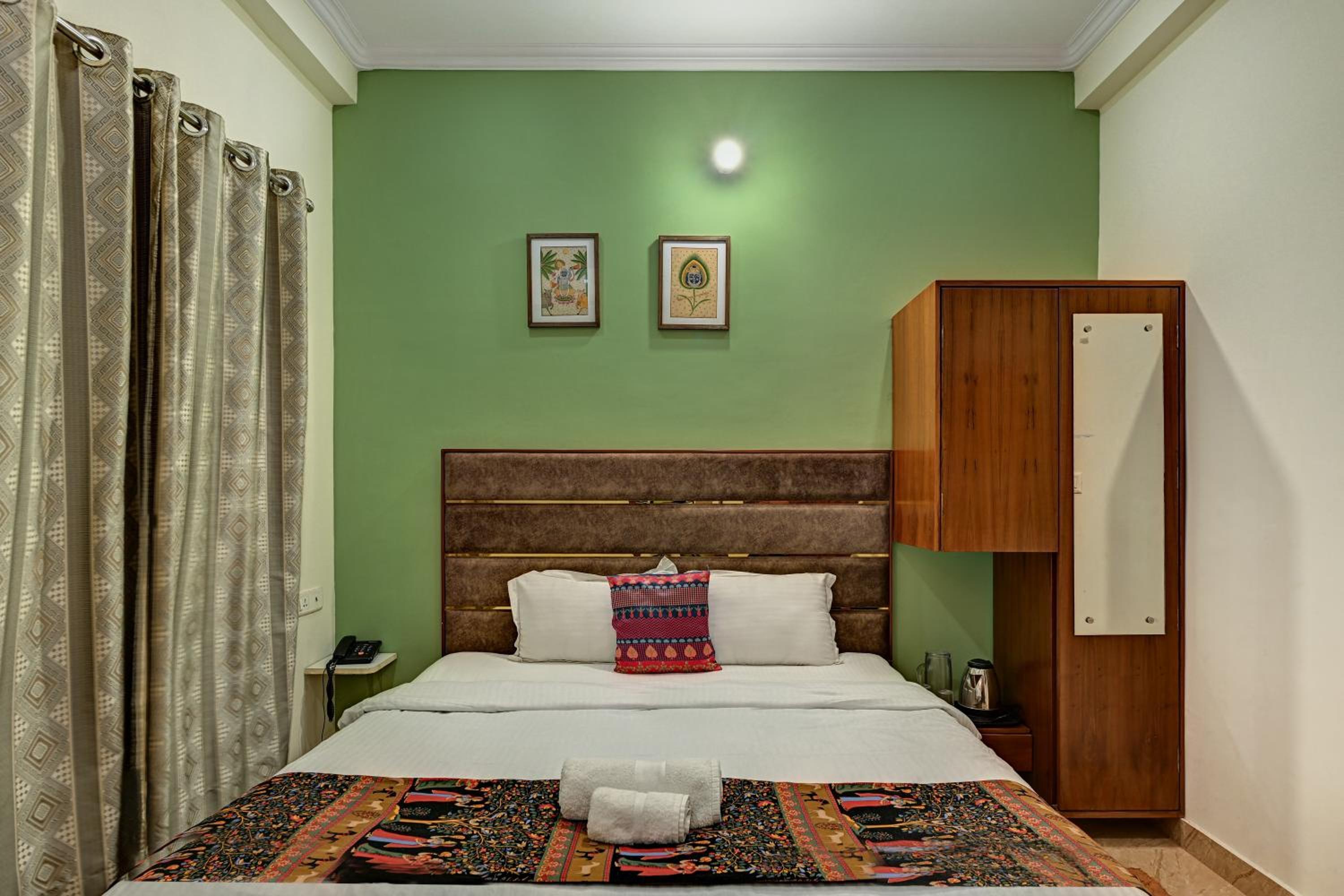 Standard Double Room - Photo 1