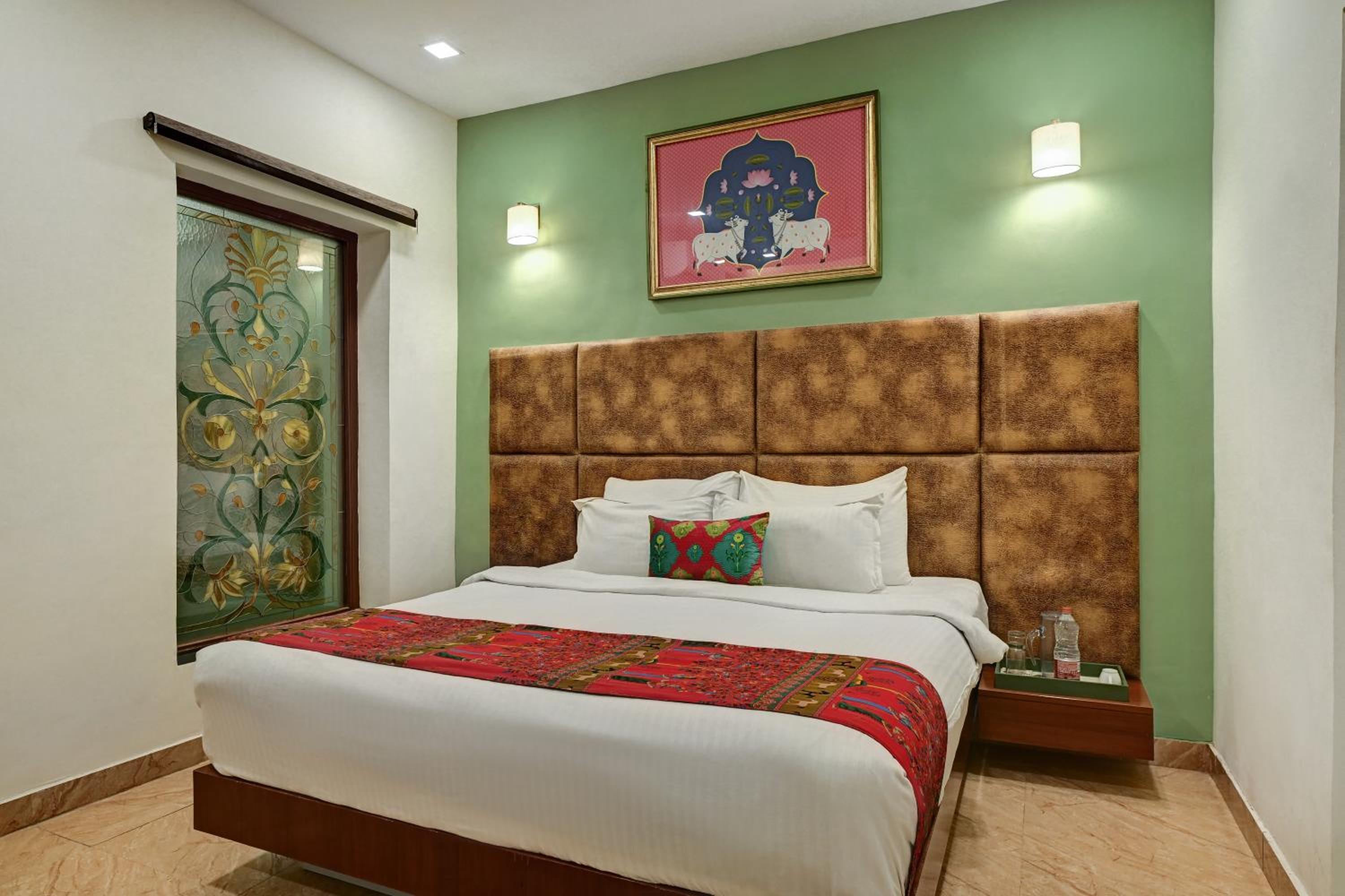 Superior King Room - Photo 1