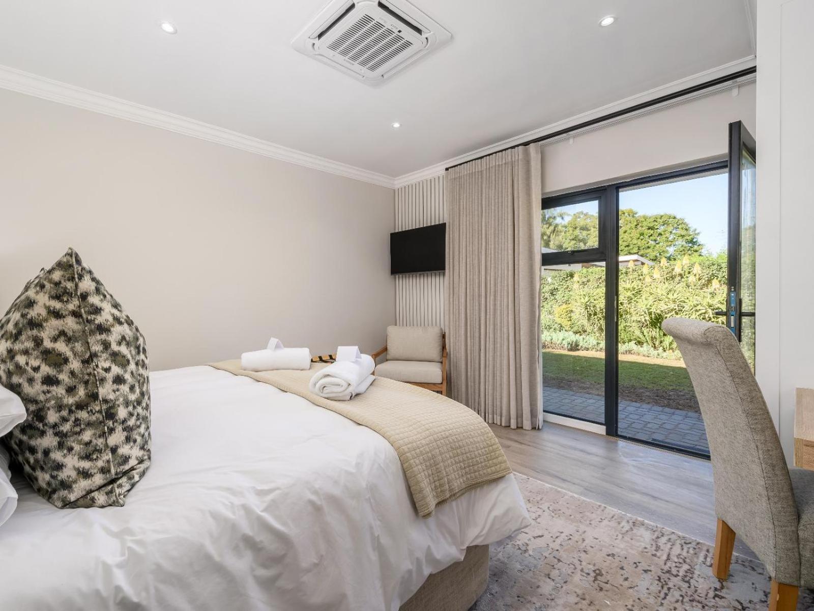 Deluxe King Room photo 3