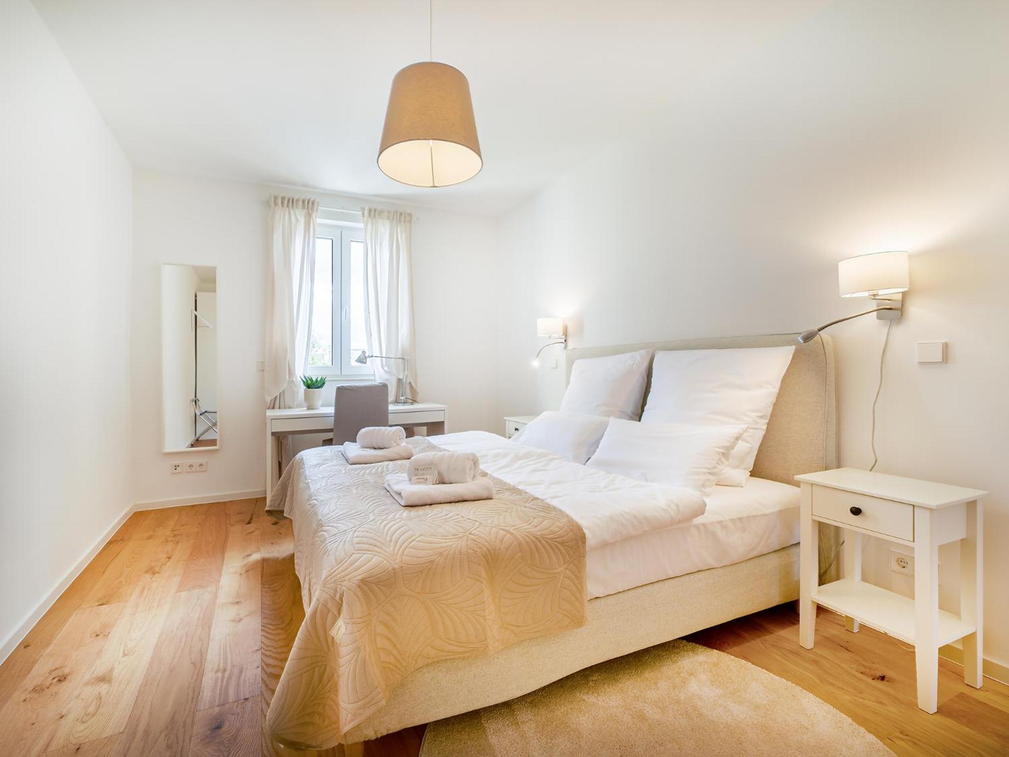 Two-Bedroom Deluxe Apartment with Balcony