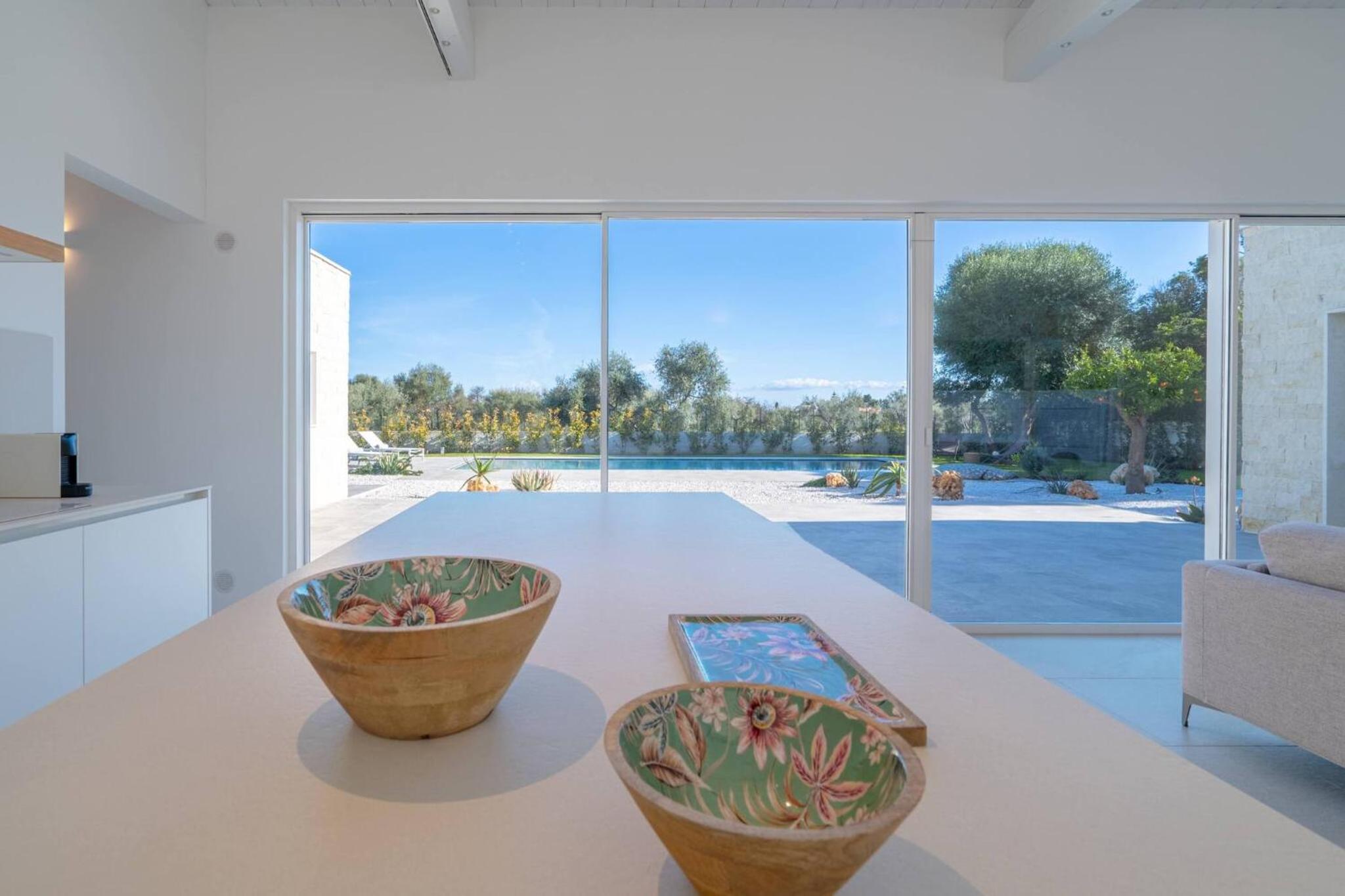 Villa photo 2