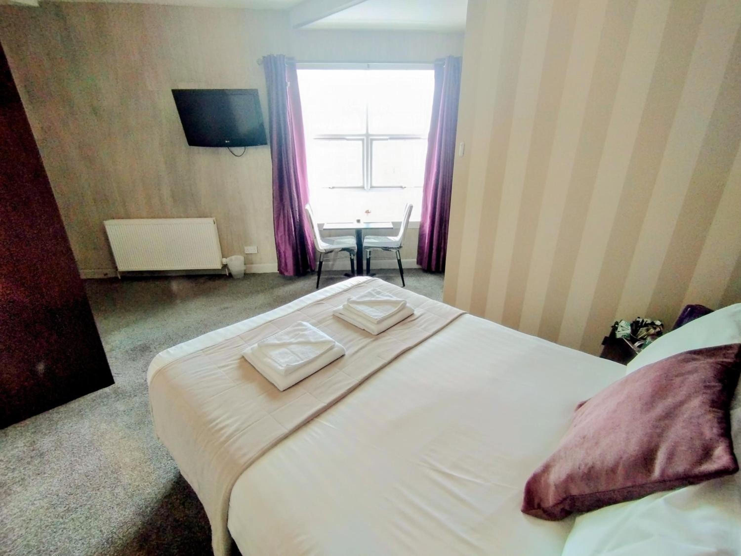 Deluxe Double Room photo 3
