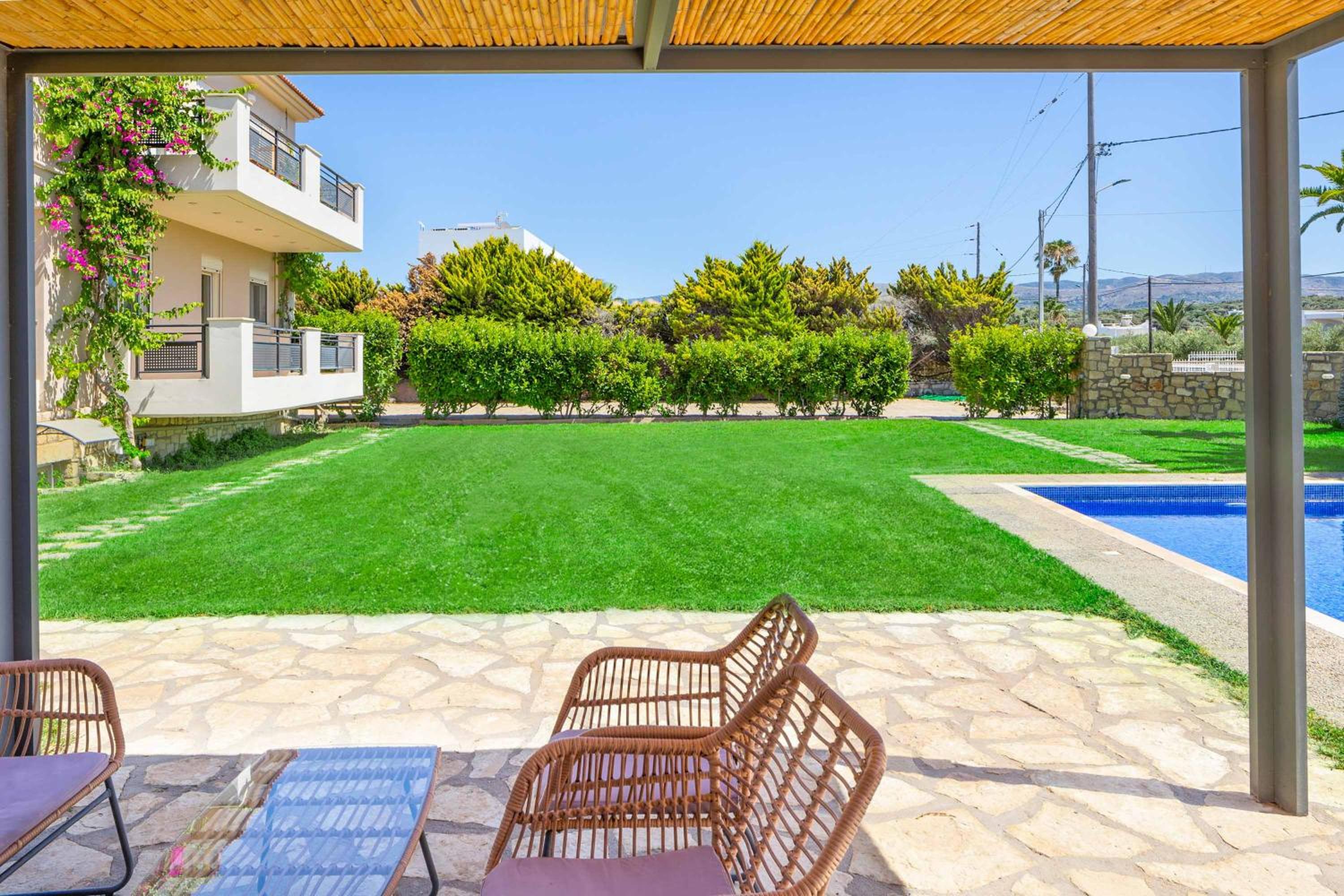Four-Bedroom Villa photo 2