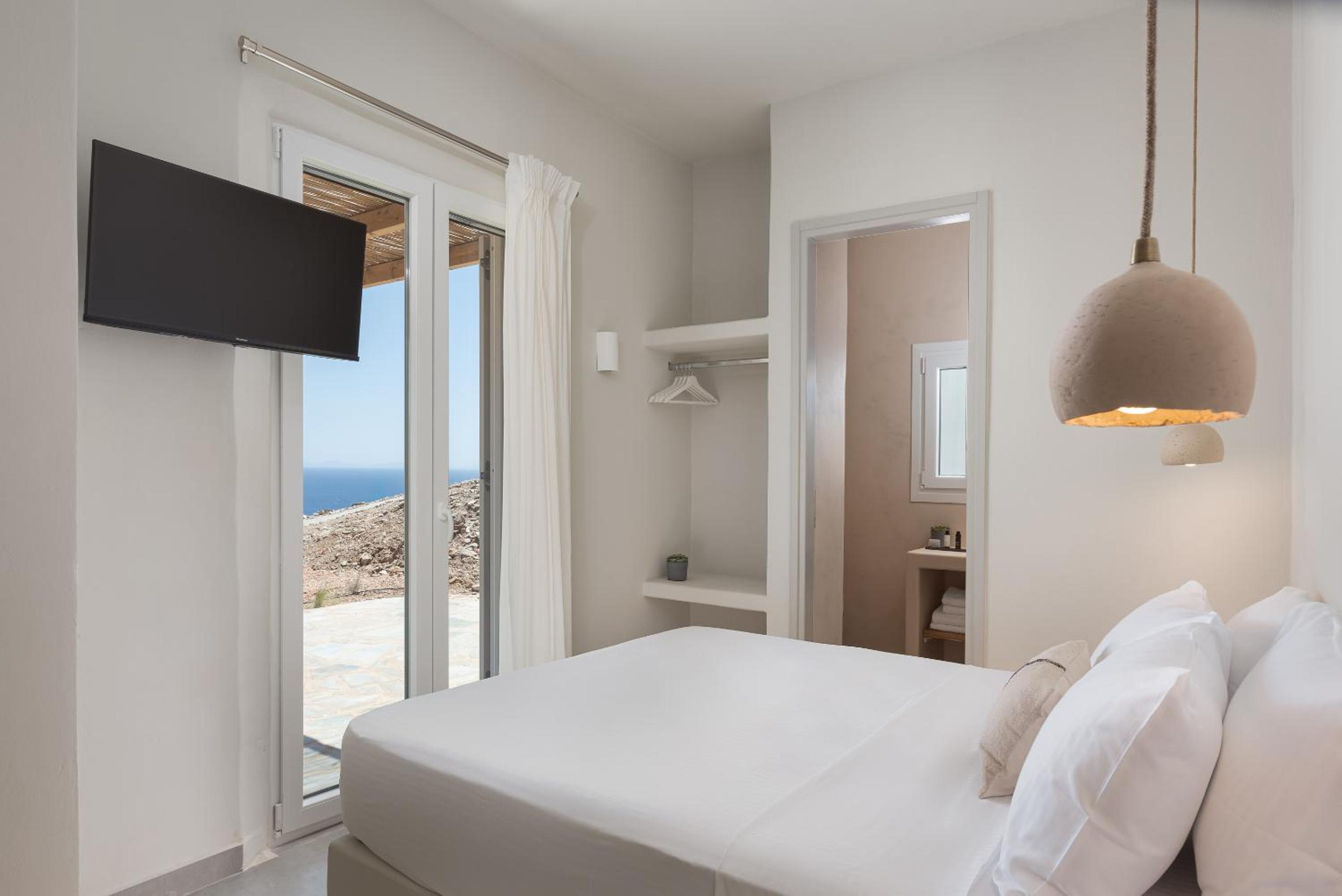 Comfort Triple Room with Shower photo 1