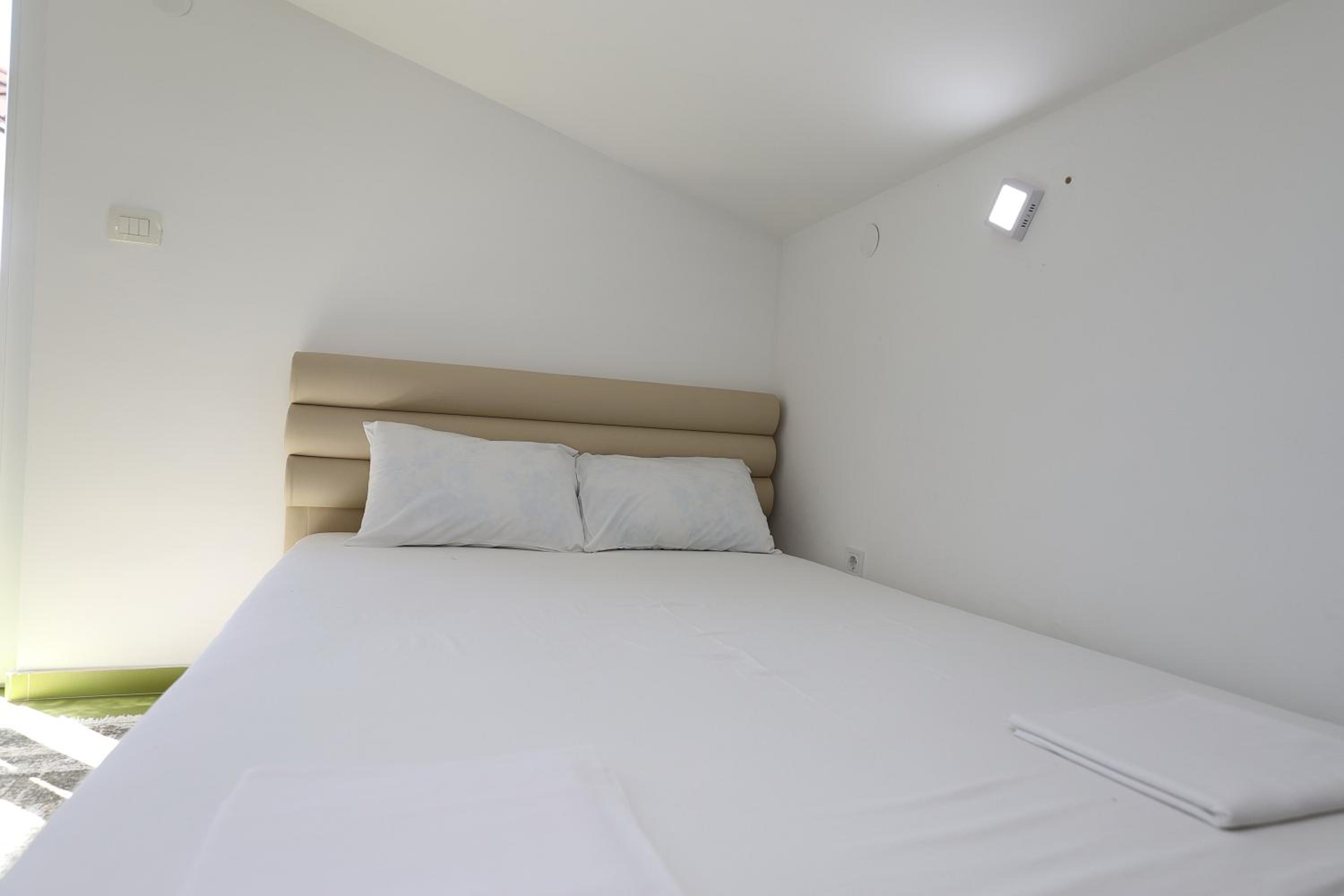 Apartment photo 3