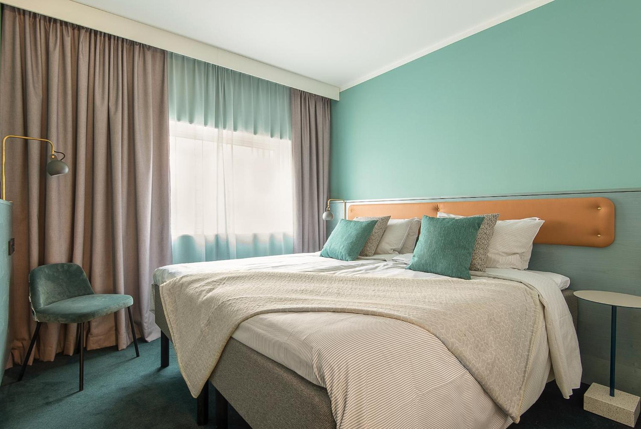 Standard Twin Room - Photo 1