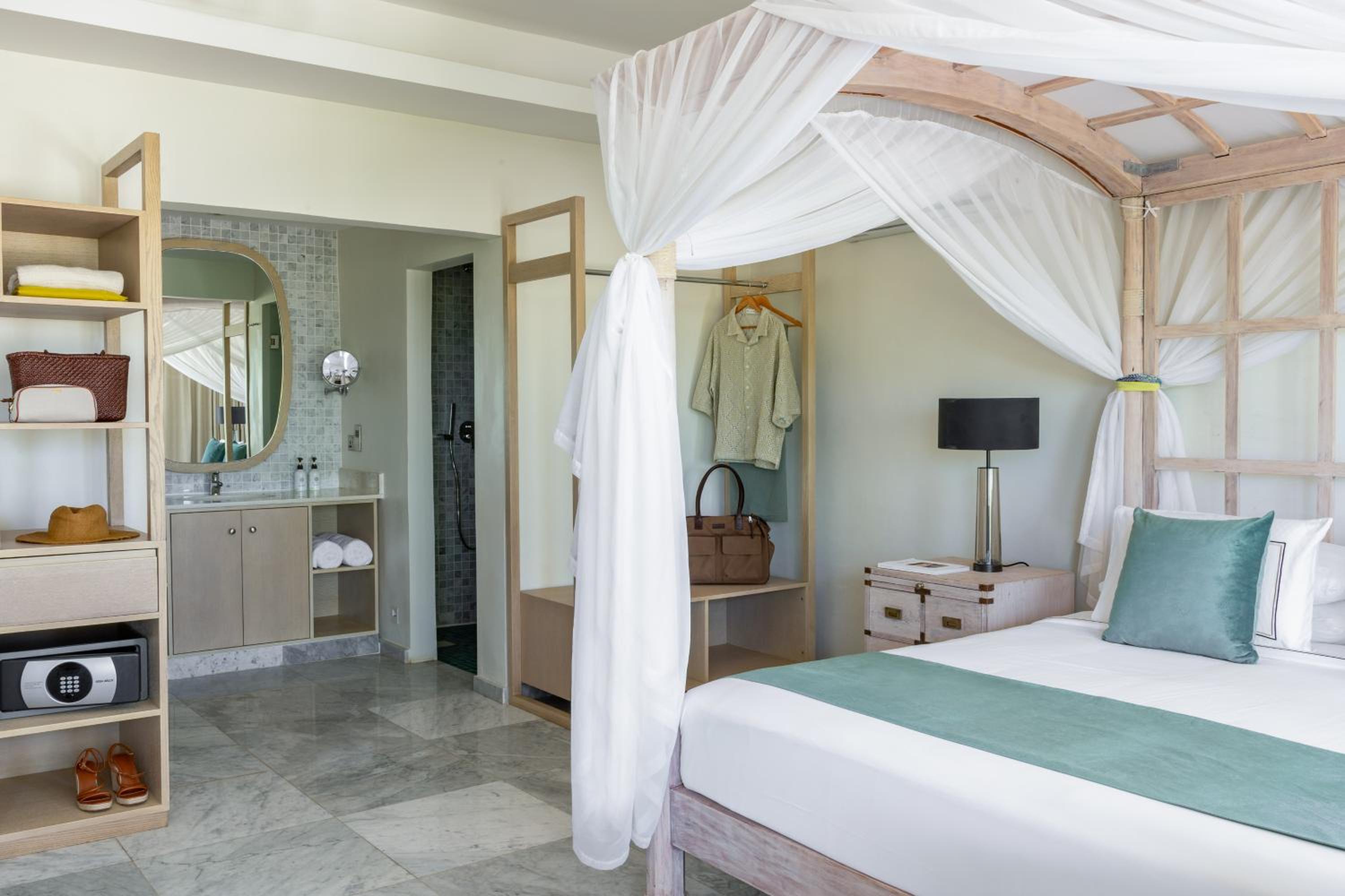 The Level Beach Room - Photo 10