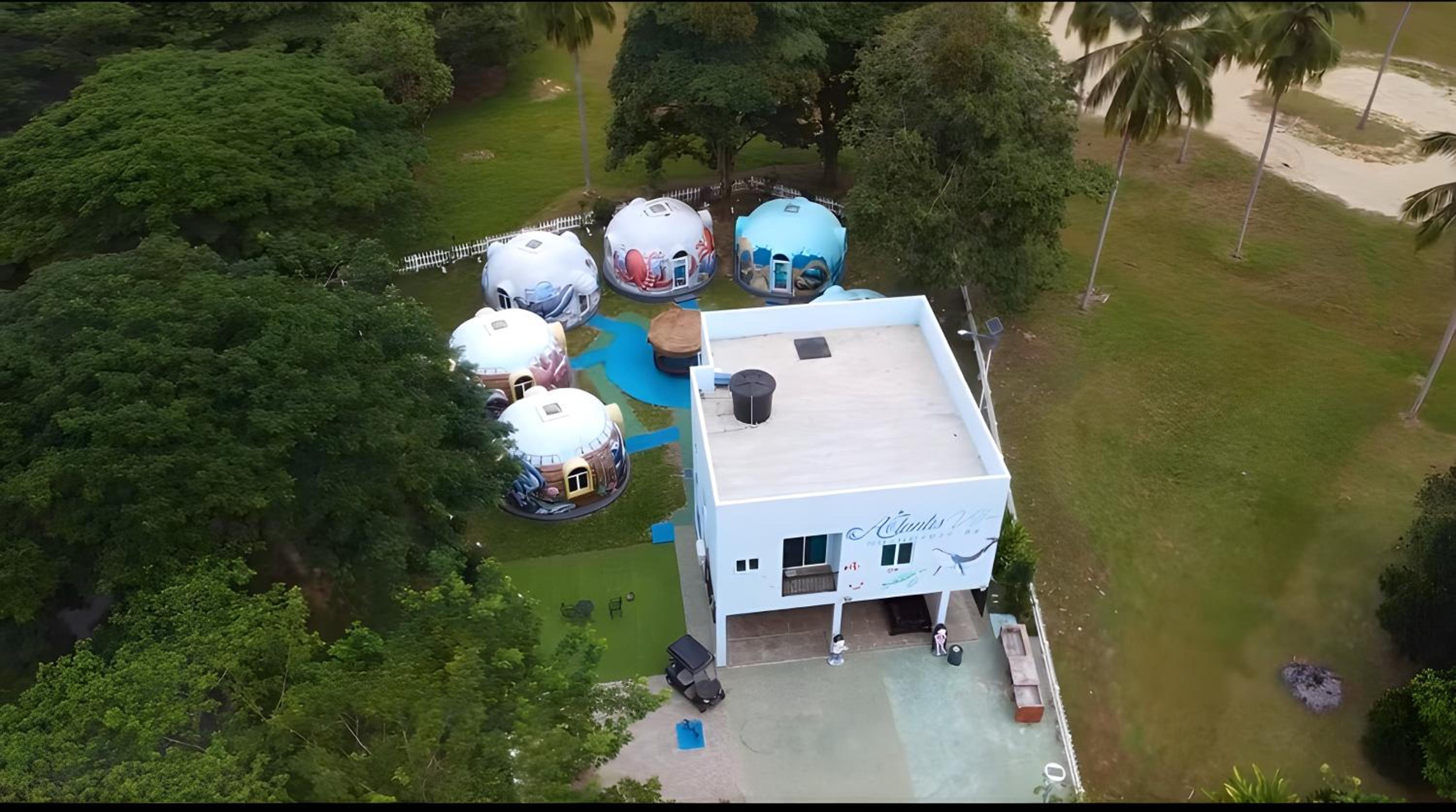 Villa photo 1
