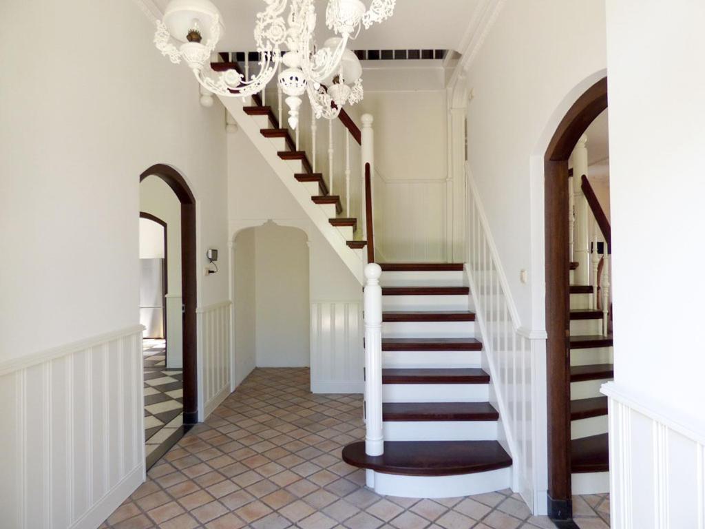 Queen Room with Balcony photo 3