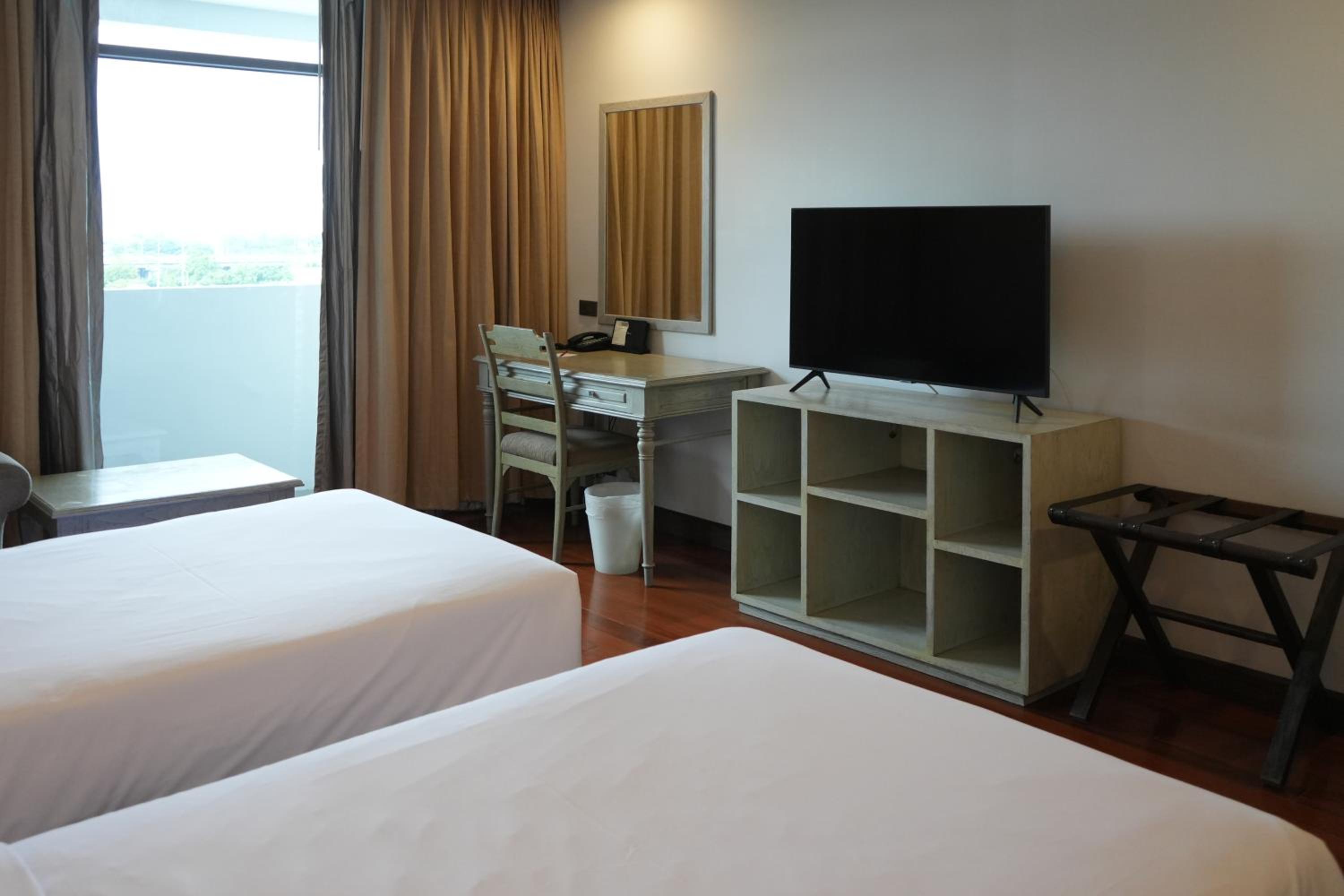 Deluxe Double or Twin Room photo 2